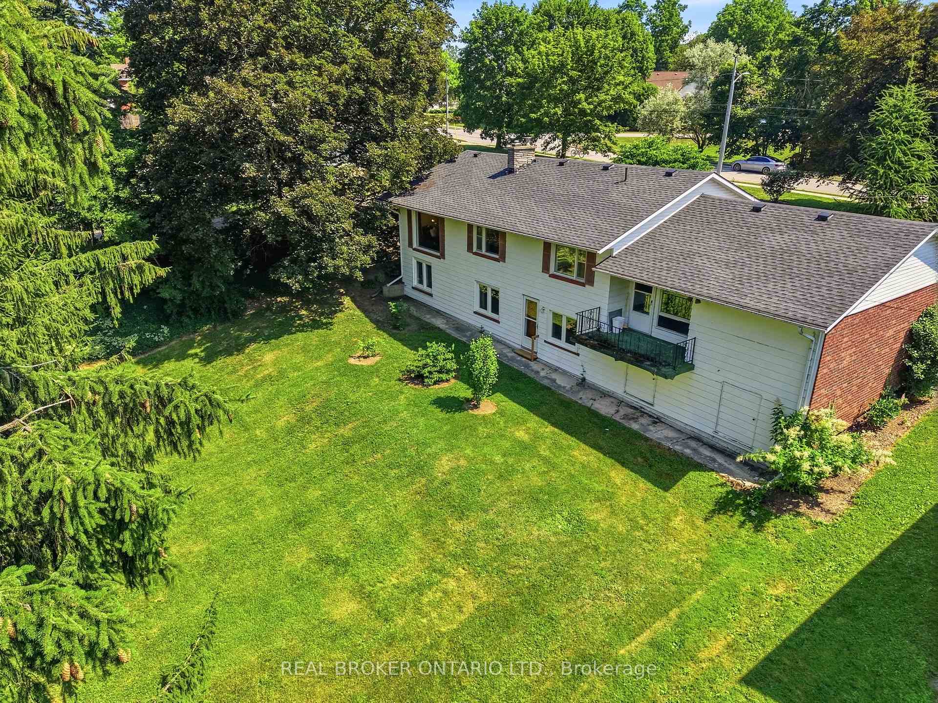 Photo 33 of 158 Diagonal Road, North Huron, Wingham — HOMEH