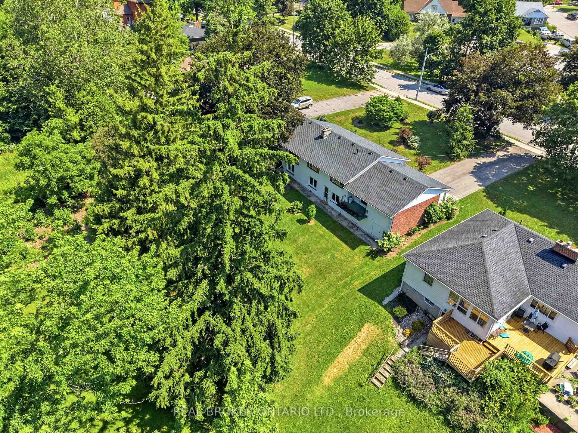 Photo 43 of 158 Diagonal Road, North Huron, Wingham — HOMEH