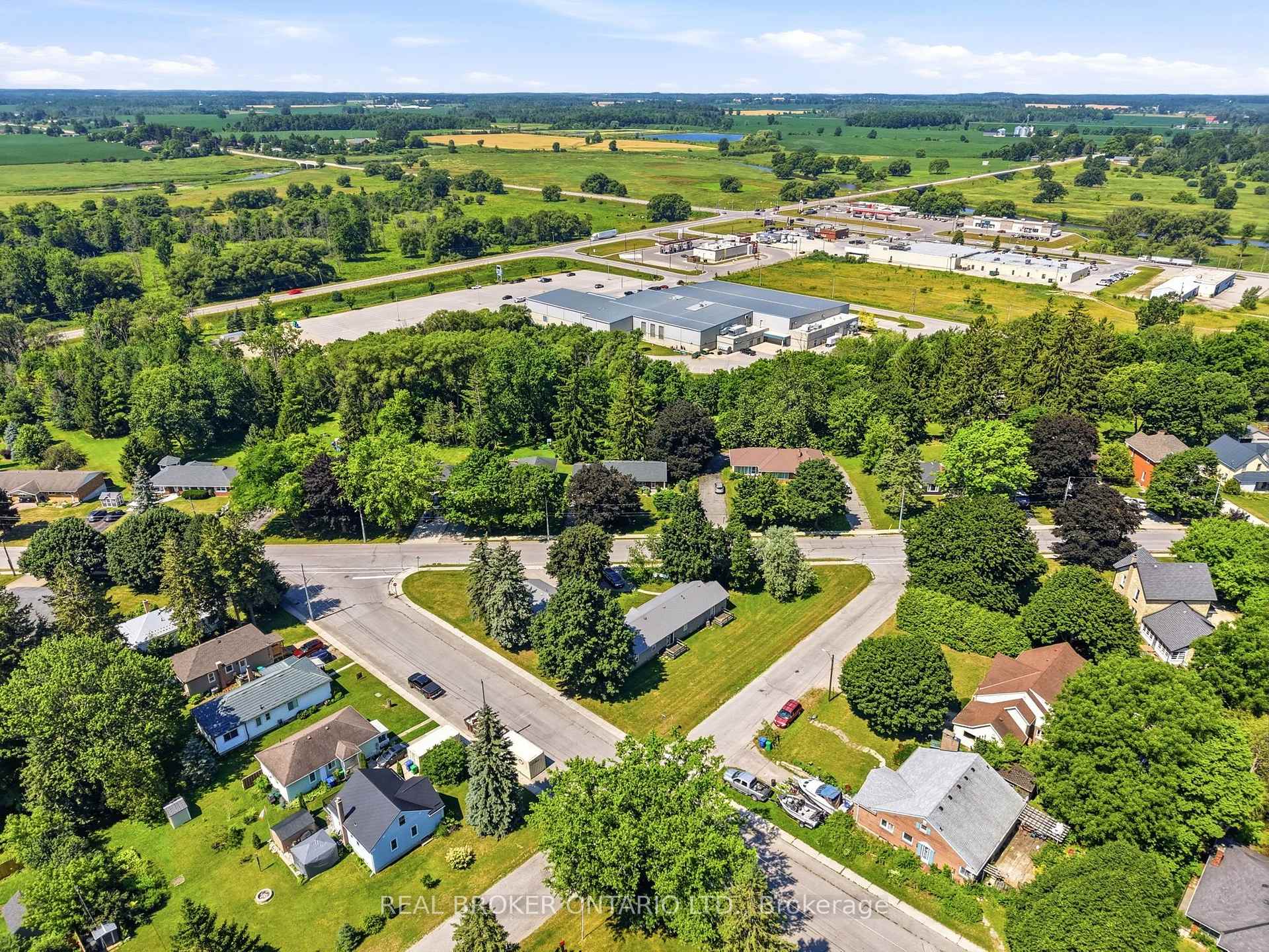 Photo 44 of 158 Diagonal Road, North Huron, Wingham — HOMEH