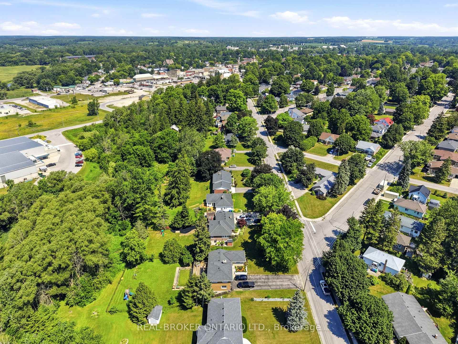 Photo 45 of 158 Diagonal Road, North Huron, Wingham — HOMEH
