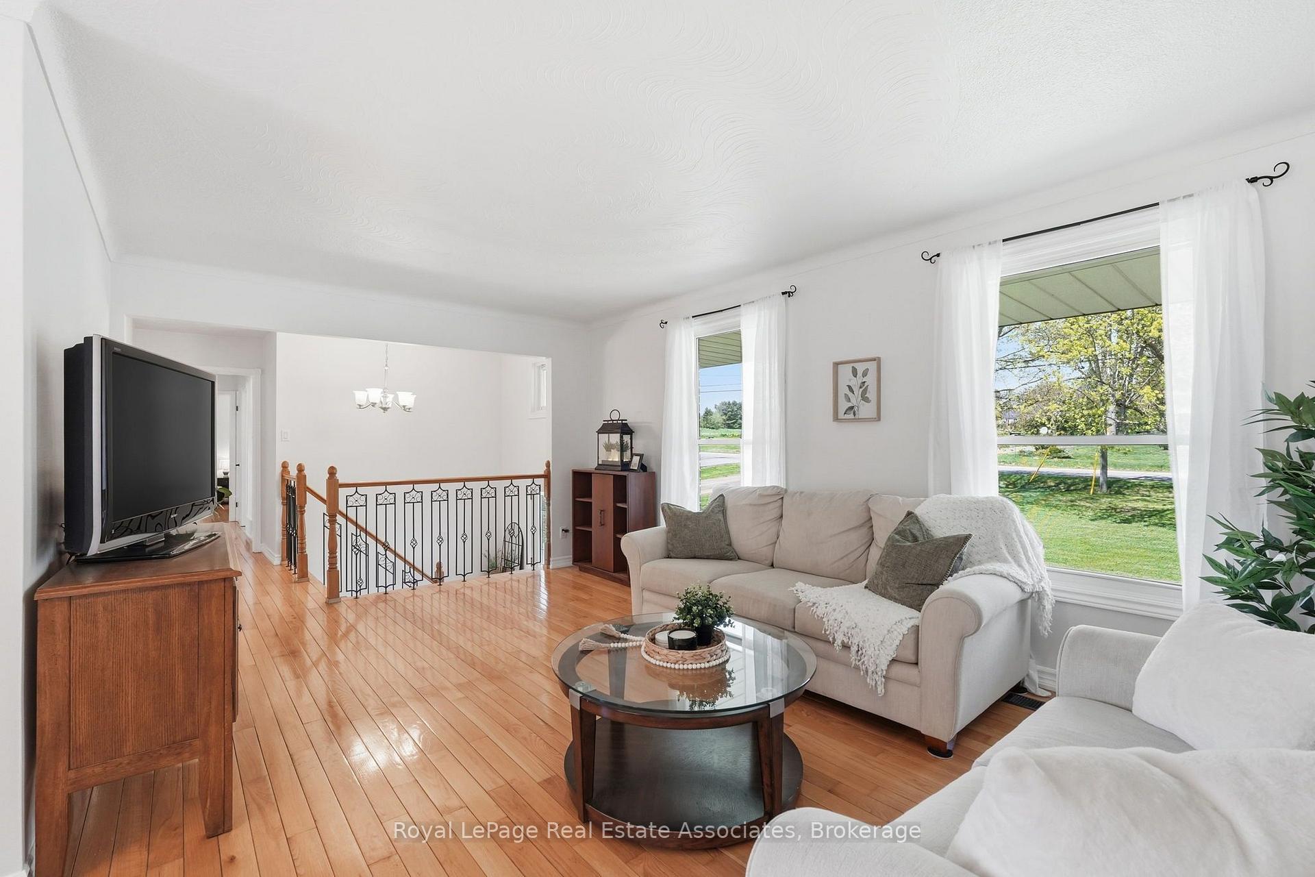 Photo 8 of 420 Concession 5 Road W, Hamilton, Rural Flamborough — HOMEH