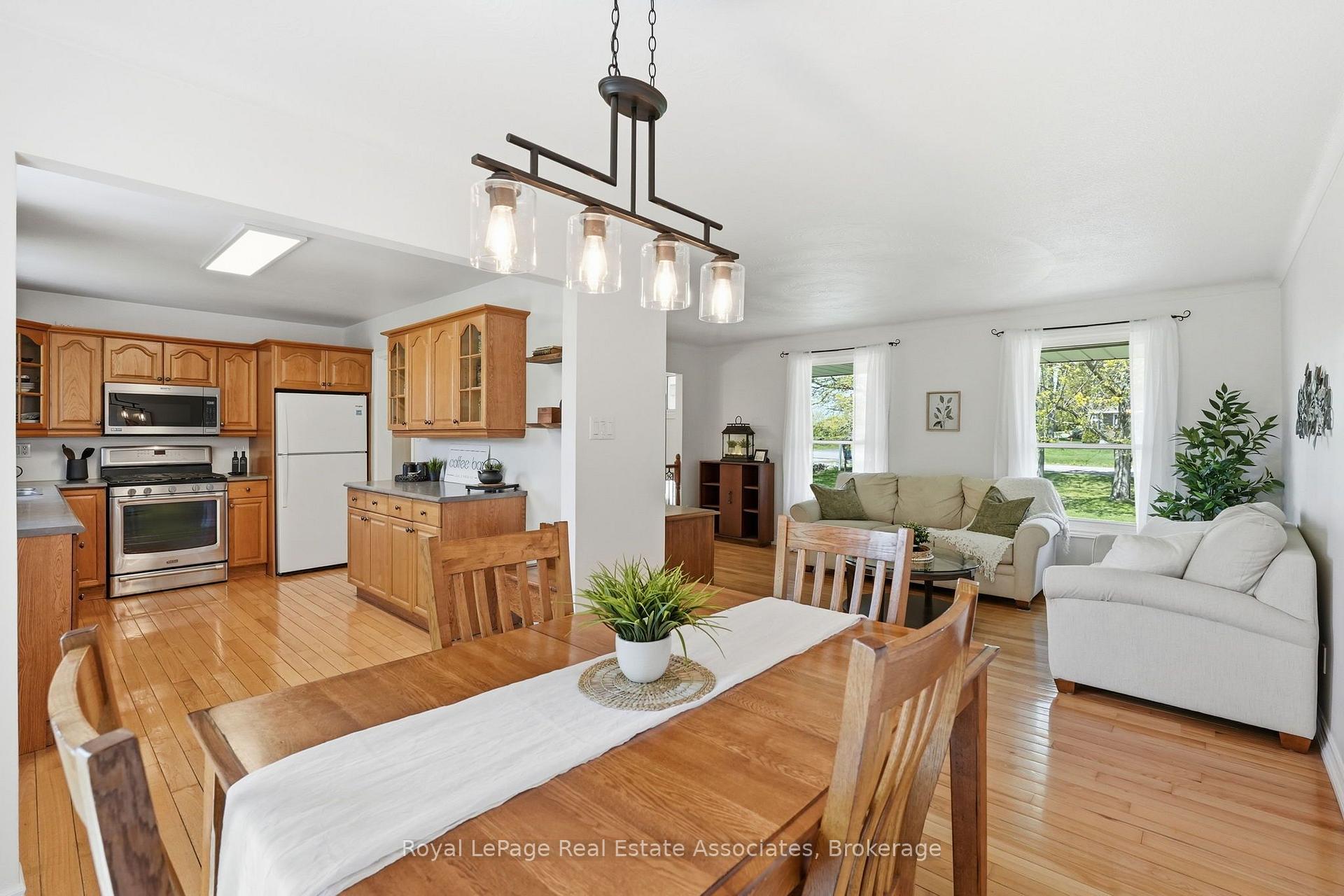 Photo 12 of 420 Concession 5 Road W, Hamilton, Rural Flamborough — HOMEH