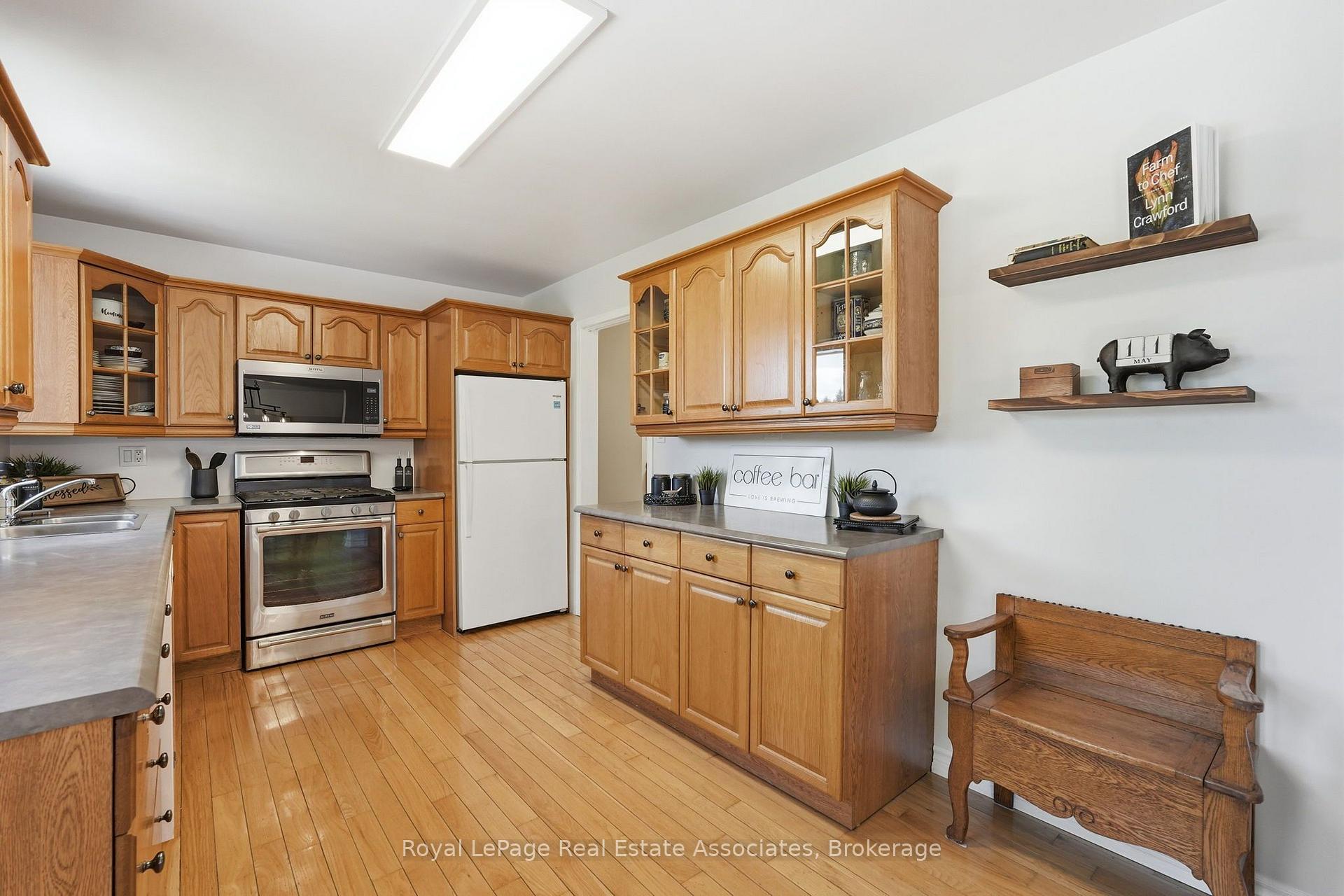 Photo 14 of 420 Concession 5 Road W, Hamilton, Rural Flamborough — HOMEH