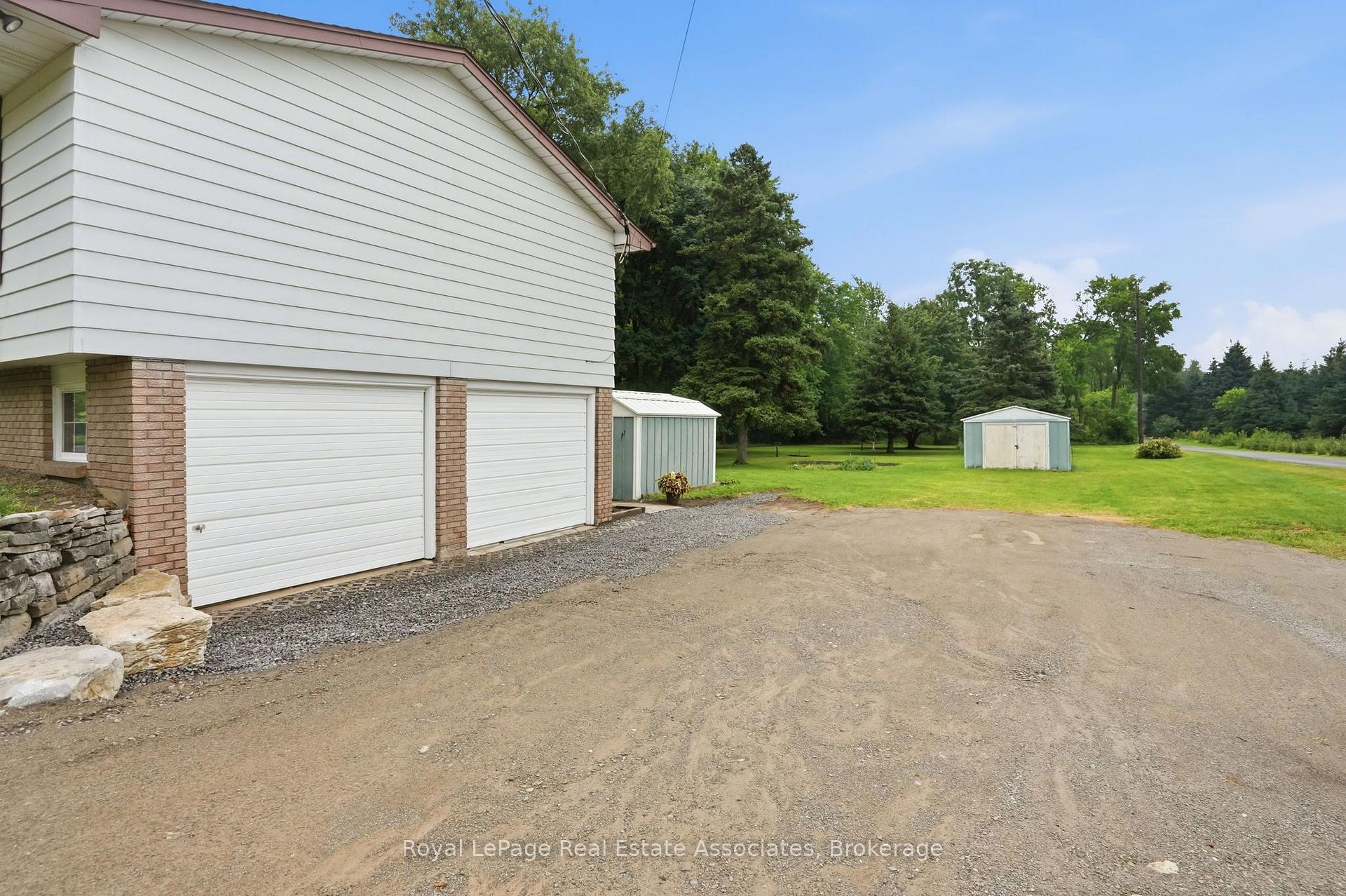Photo 3 of 420 Concession 5 Road W, Hamilton, Rural Flamborough — HOMEH