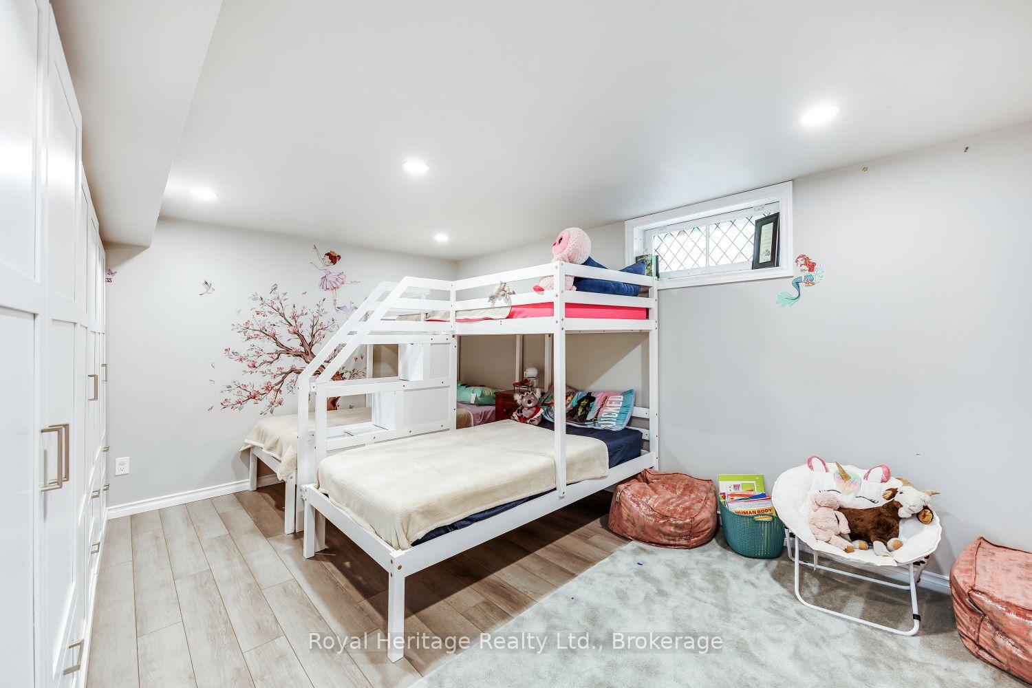 Photo 25 of 461 Gibbons Street, Oshawa, McLaughlin — HOMEH