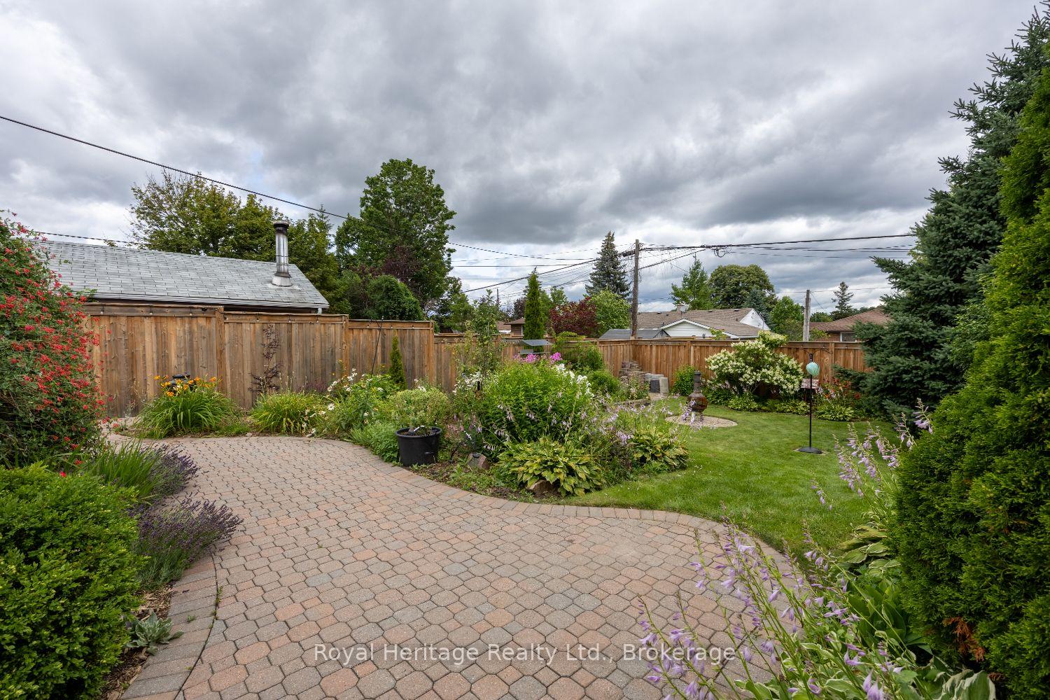 Photo 29 of 461 Gibbons Street, Oshawa, McLaughlin — HOMEH