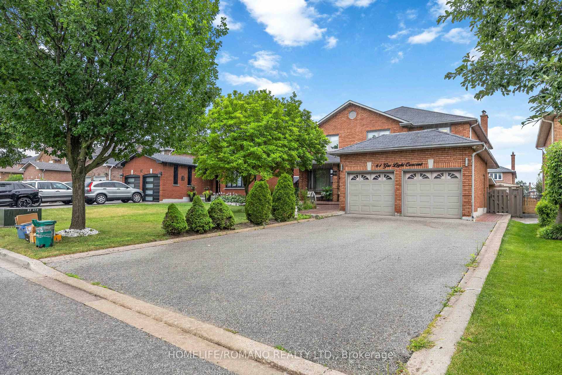 Photo 1 of Unit Bsmt, 61 Gas Light Crescent, Vaughan, East Woodbridge — HOMEH