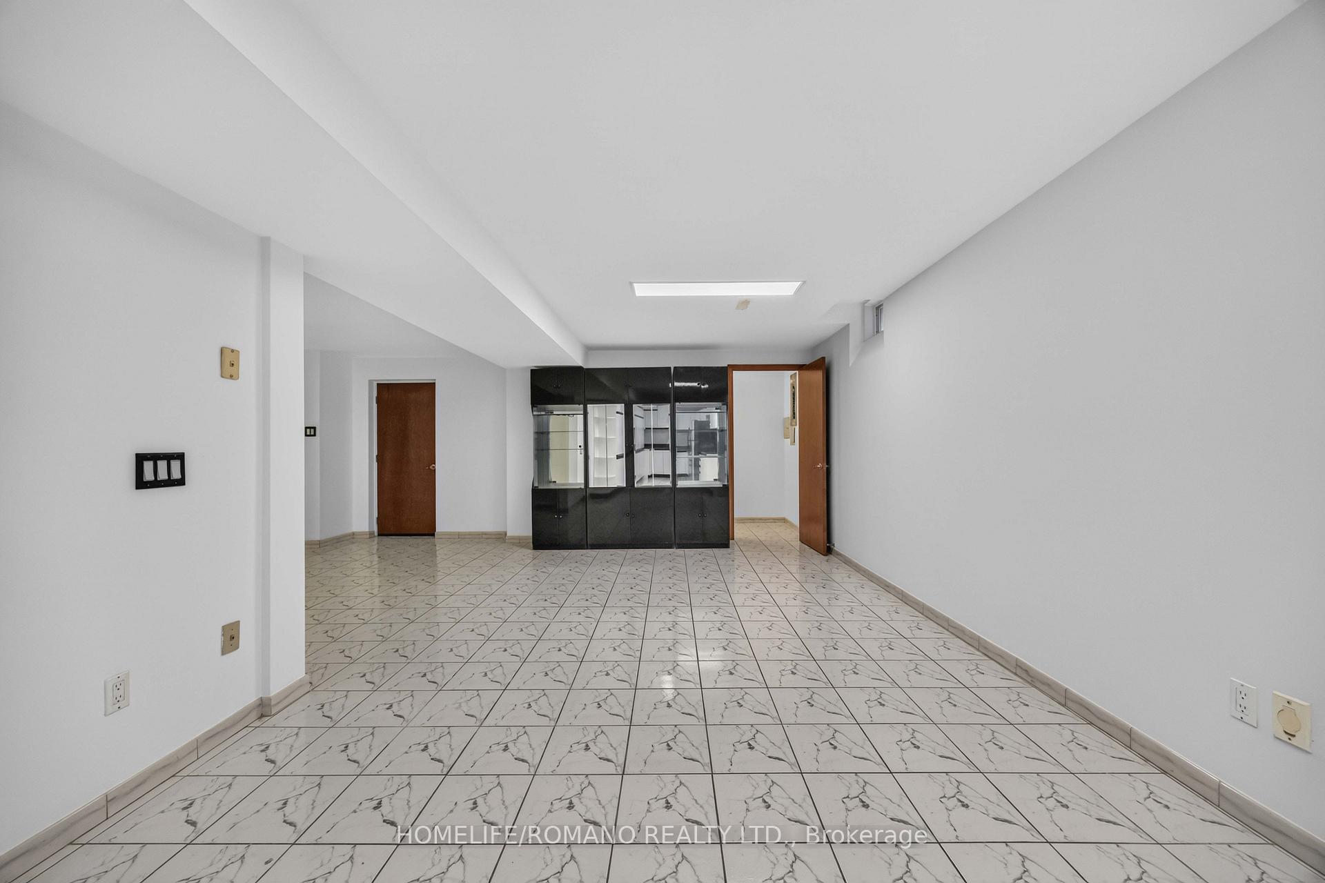 Photo 13 of Unit Bsmt, 61 Gas Light Crescent, Vaughan, East Woodbridge — HOMEH