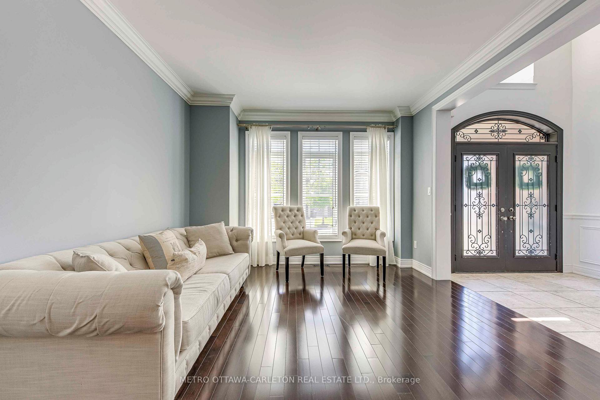 Photo 5 of 13 Franmar Road, Brampton, Credit Valley — HOMEH