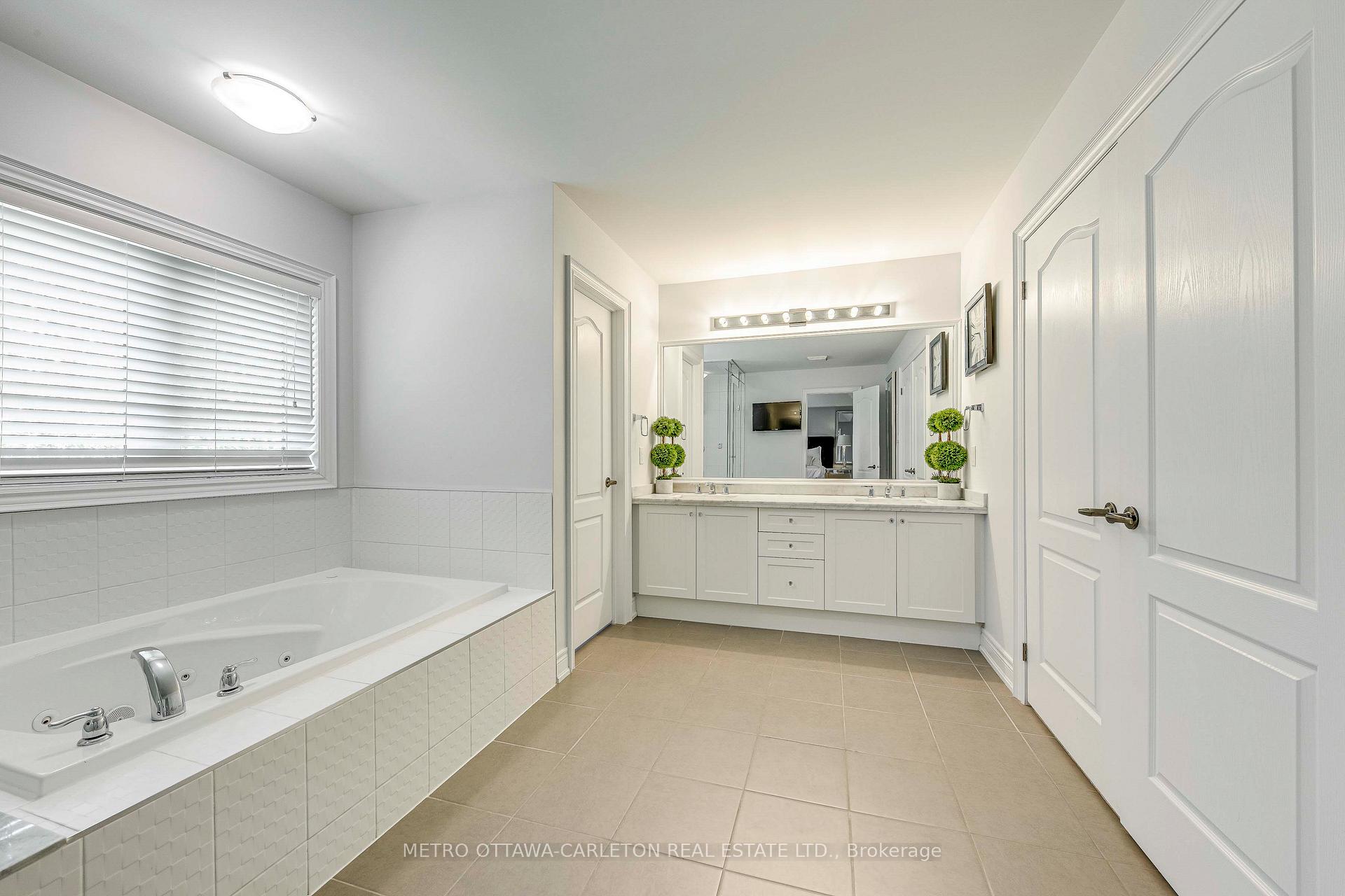Photo 25 of 13 Franmar Road, Brampton, Credit Valley — HOMEH