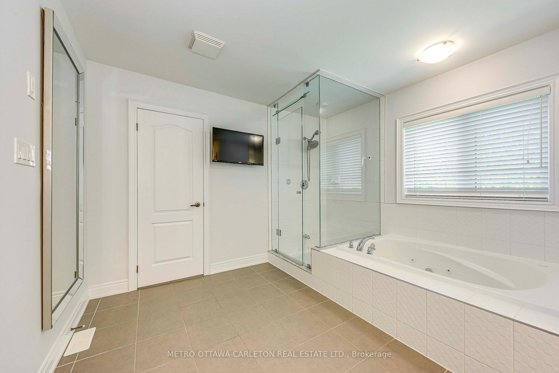 Photo 26 of 13 Franmar Road, Brampton, Credit Valley — HOMEH
