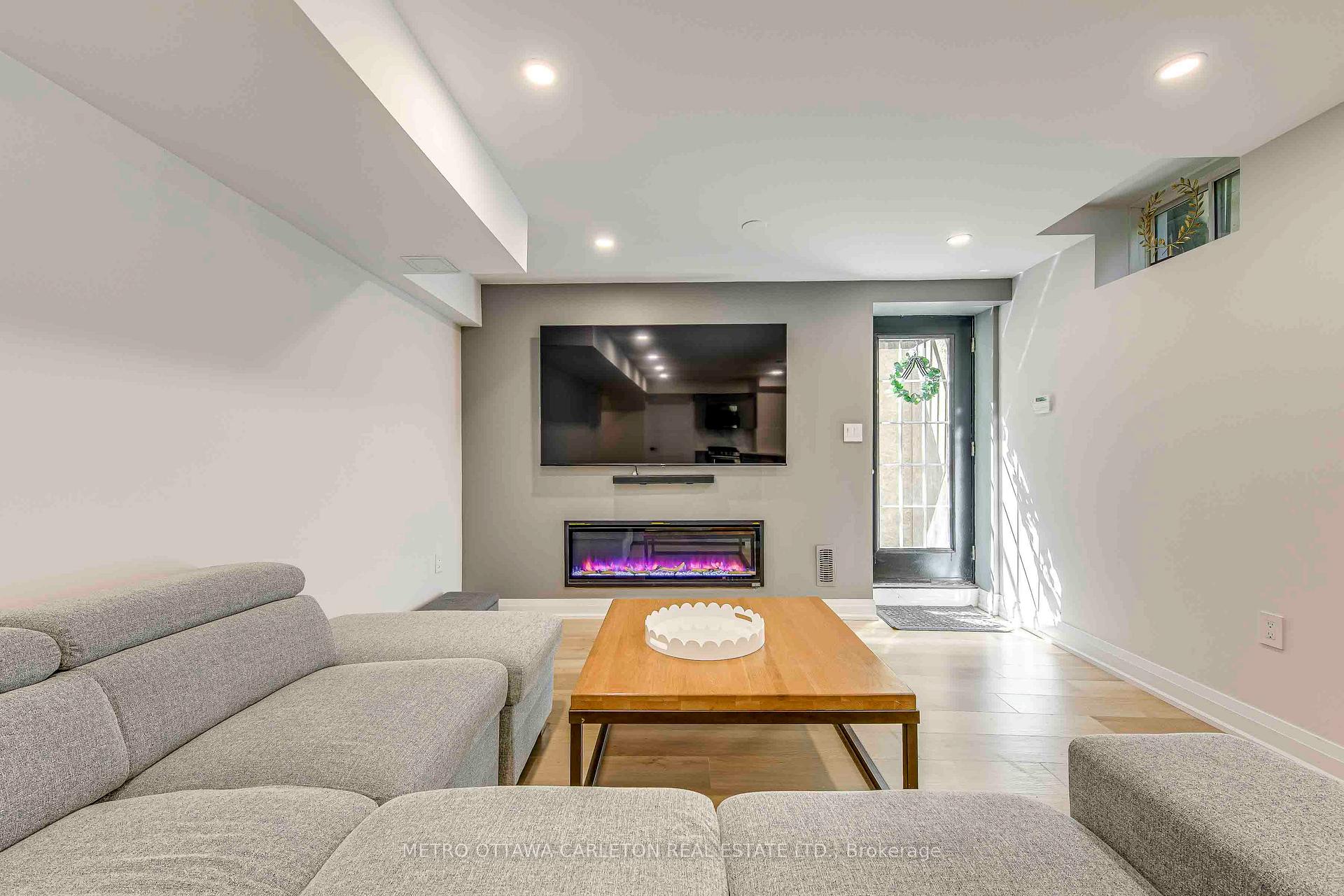 Photo 33 of 13 Franmar Road, Brampton, Credit Valley — HOMEH