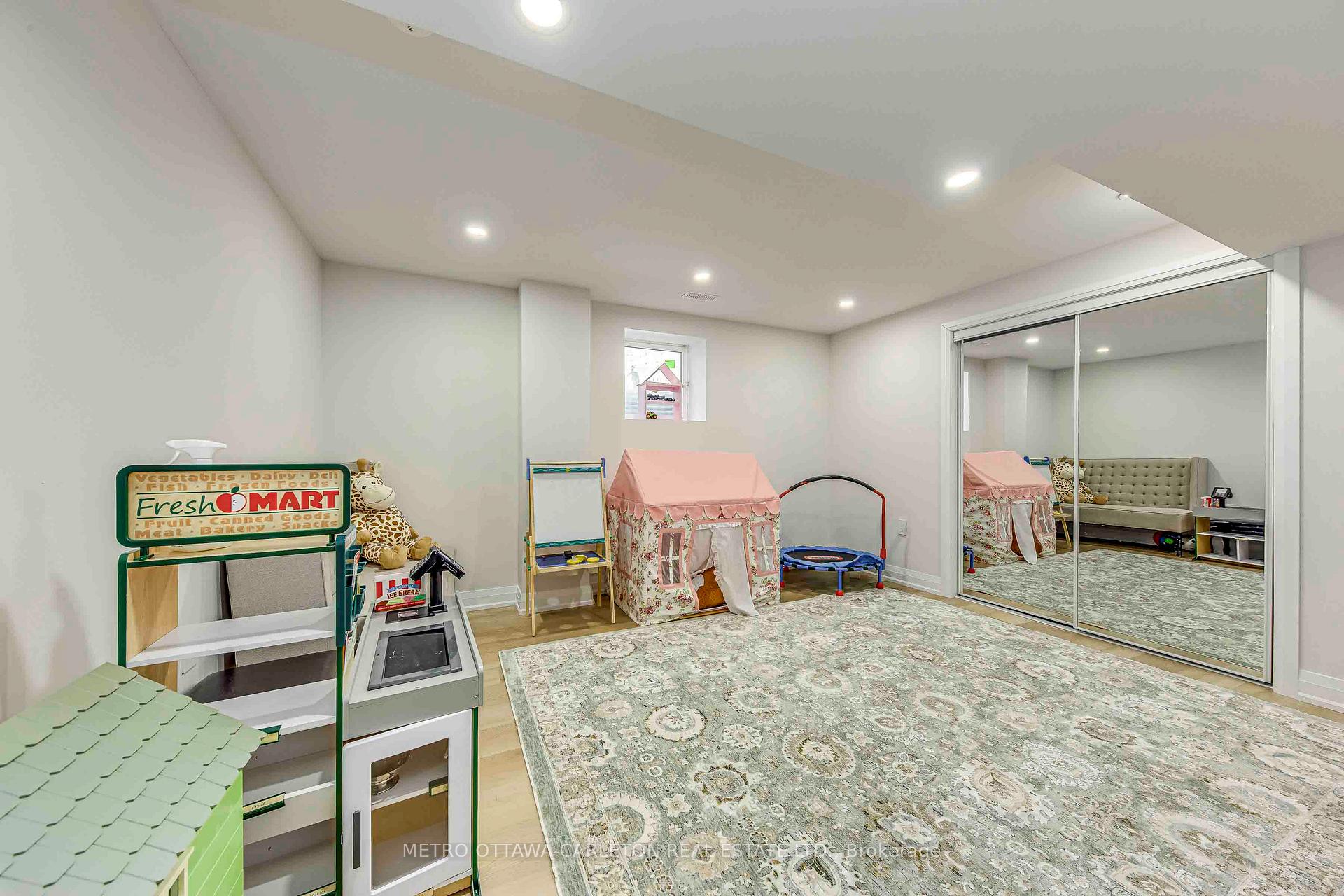 Photo 39 of 13 Franmar Road, Brampton, Credit Valley — HOMEH