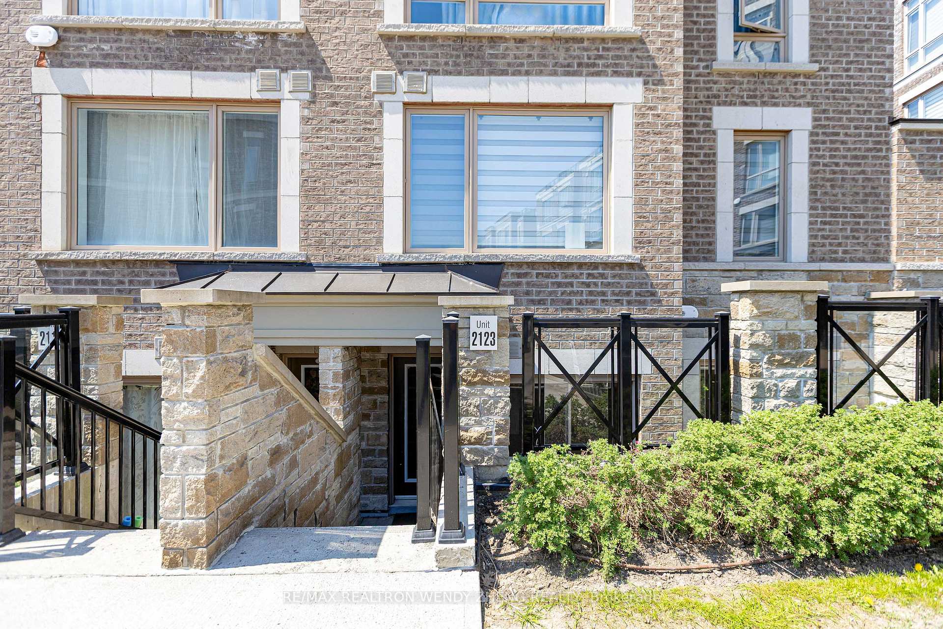 Photo 2 of Unit 2123, 2 Westmeath Lane, Markham, Cornell — HOMEH