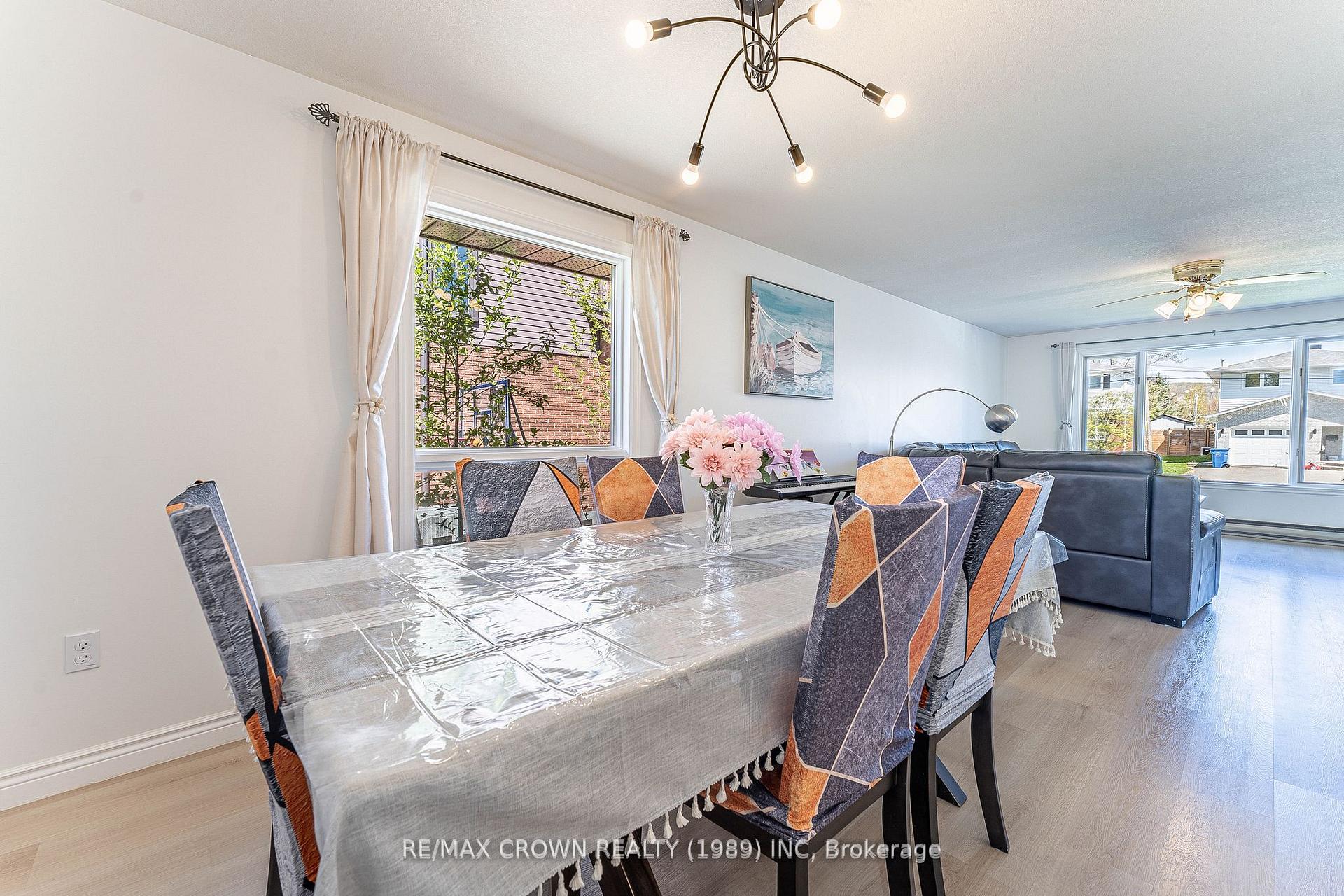 Photo 7 of 53 Sable Crescent, North Bay, Birchaven — HOMEH