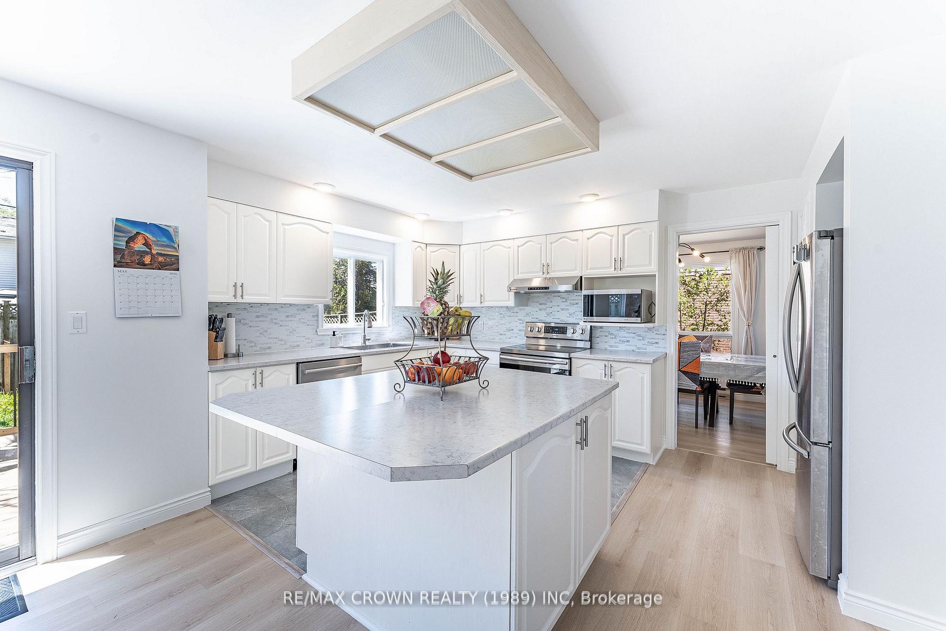 Photo 8 of 53 Sable Crescent, North Bay, Birchaven — HOMEH