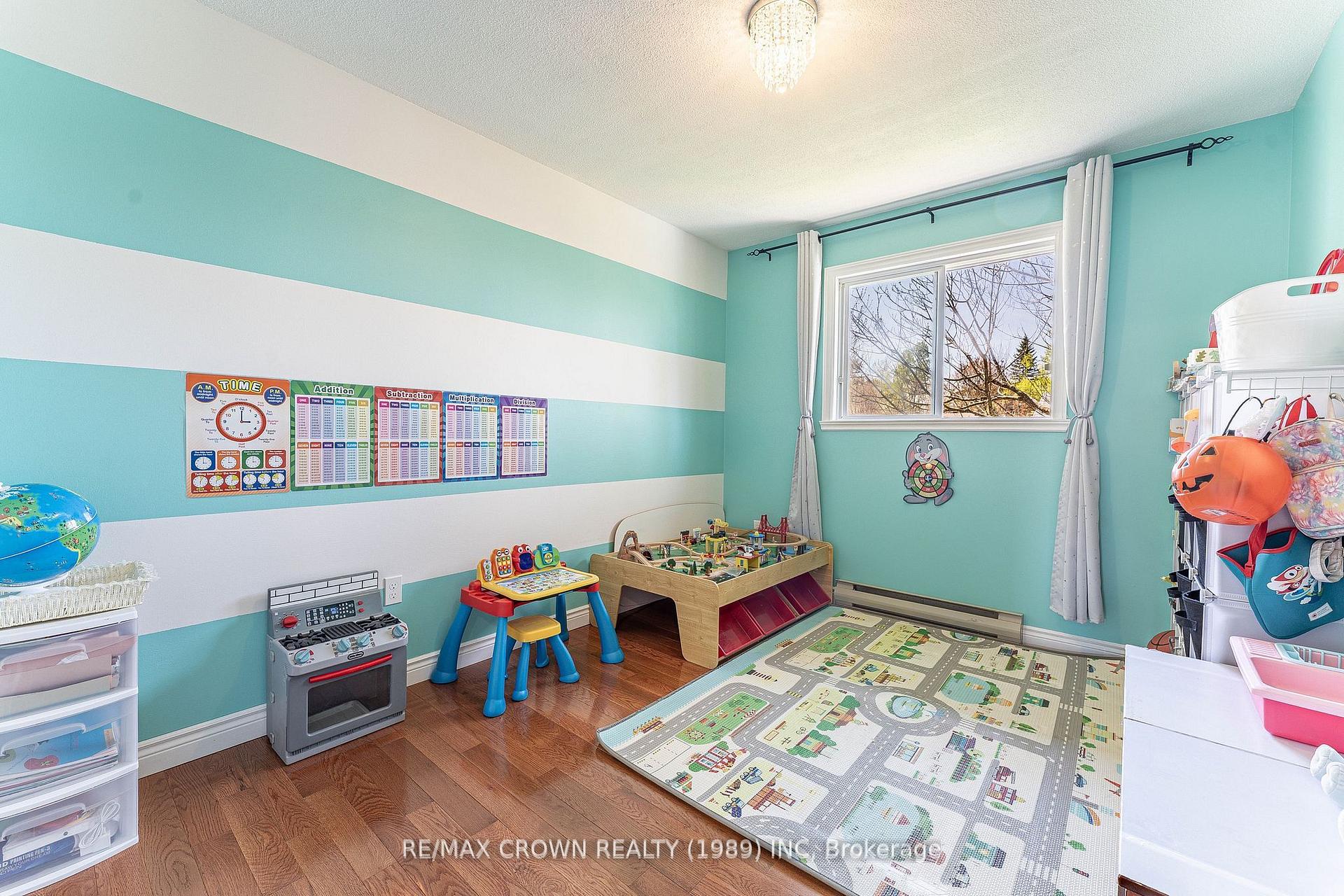 Photo 24 of 53 Sable Crescent, North Bay, Birchaven — HOMEH