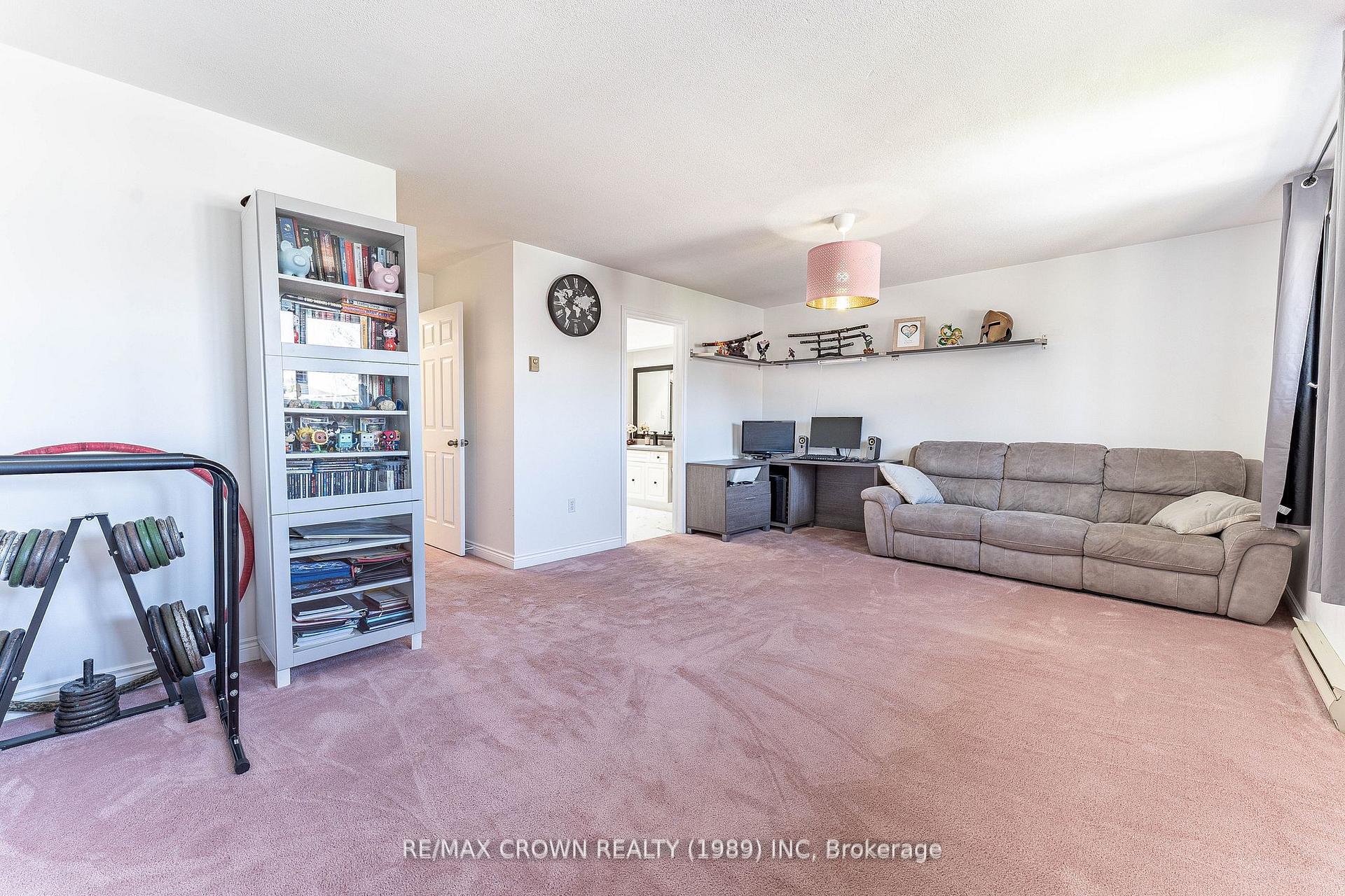 Photo 26 of 53 Sable Crescent, North Bay, Birchaven — HOMEH