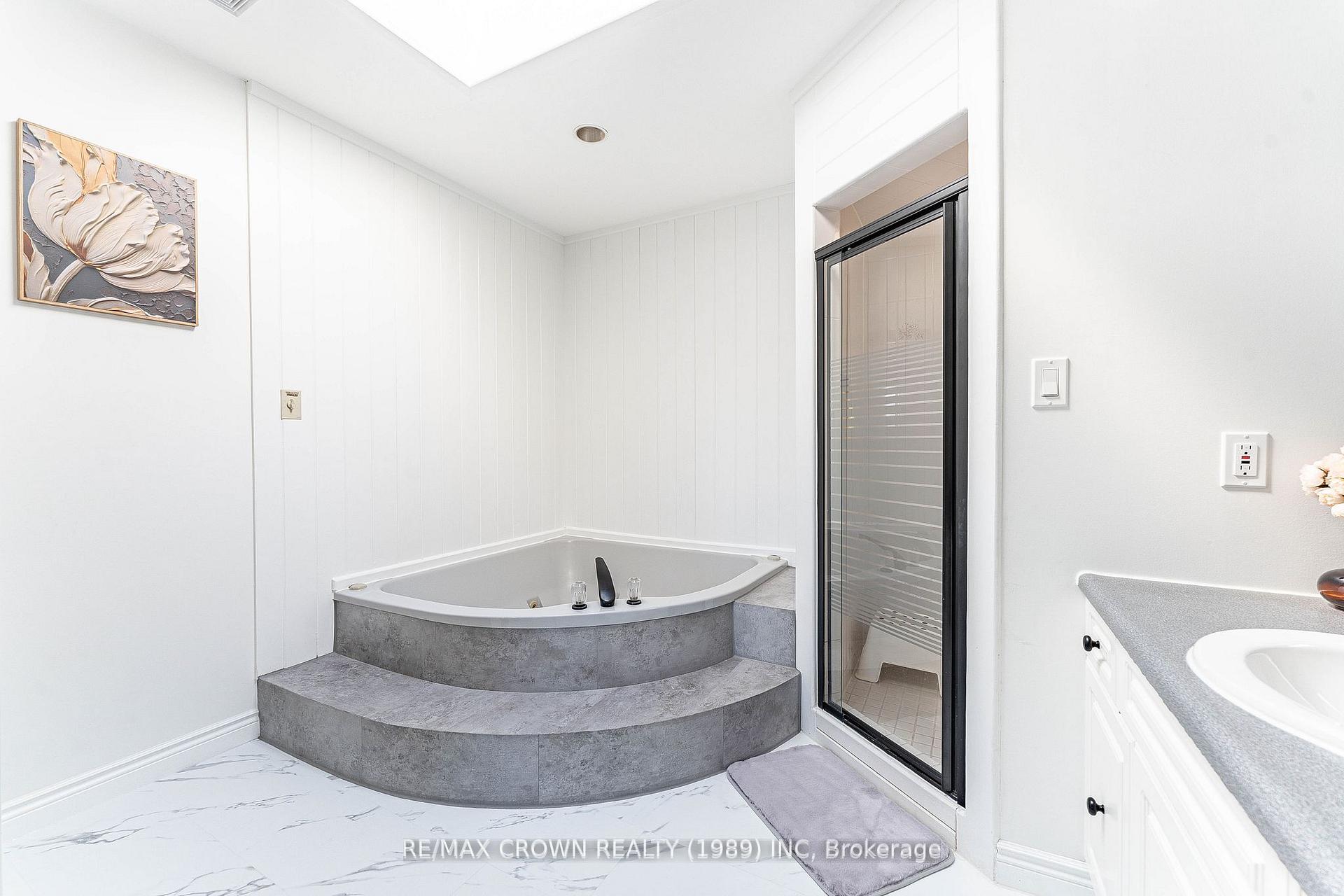Photo 31 of 53 Sable Crescent, North Bay, Birchaven — HOMEH