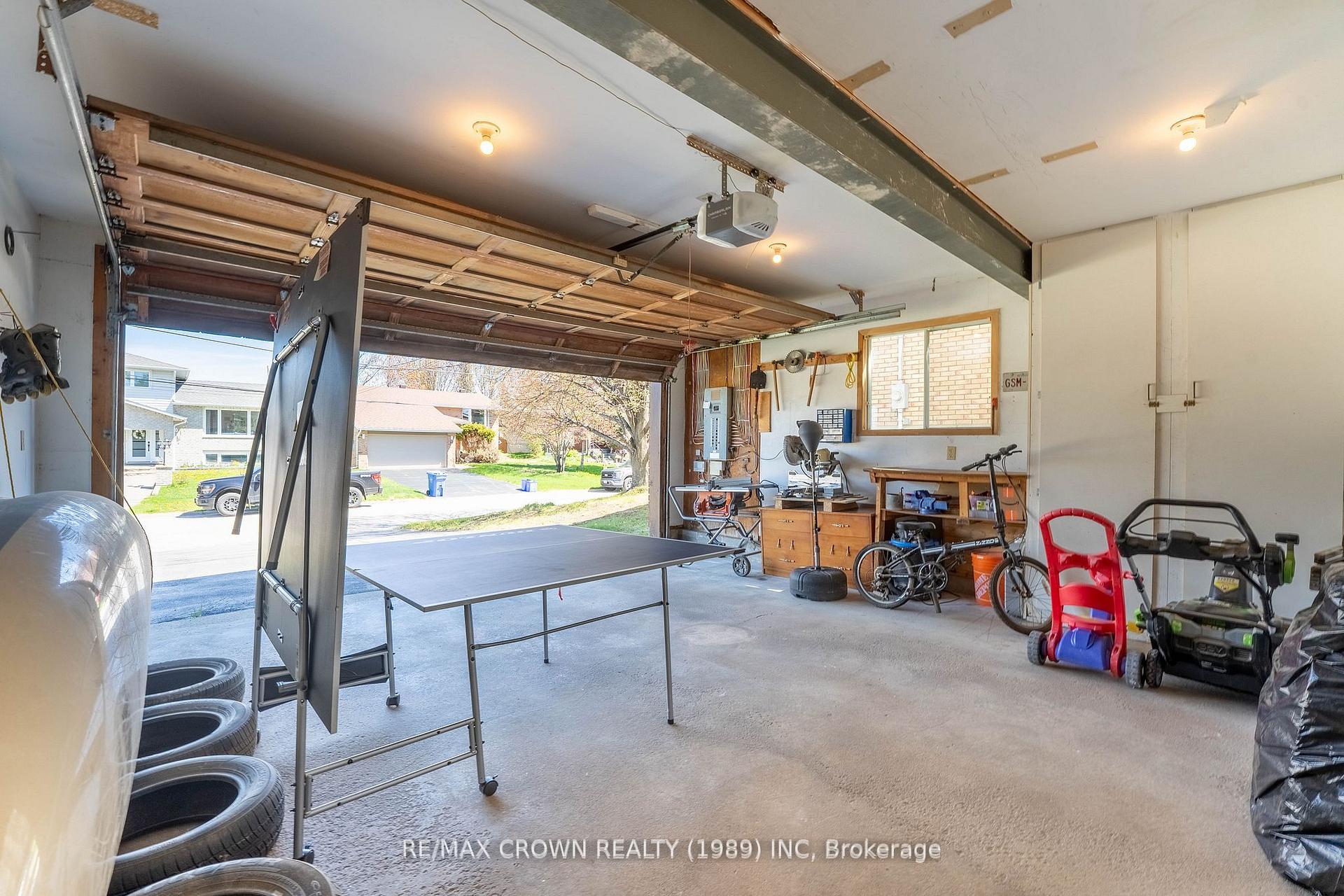 Photo 34 of 53 Sable Crescent, North Bay, Birchaven — HOMEH