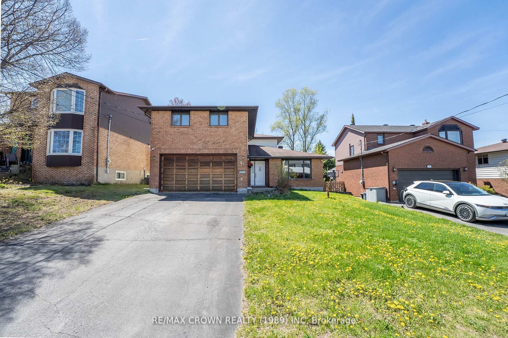 Photo 37 of 53 Sable Crescent, North Bay, Birchaven — HOMEH