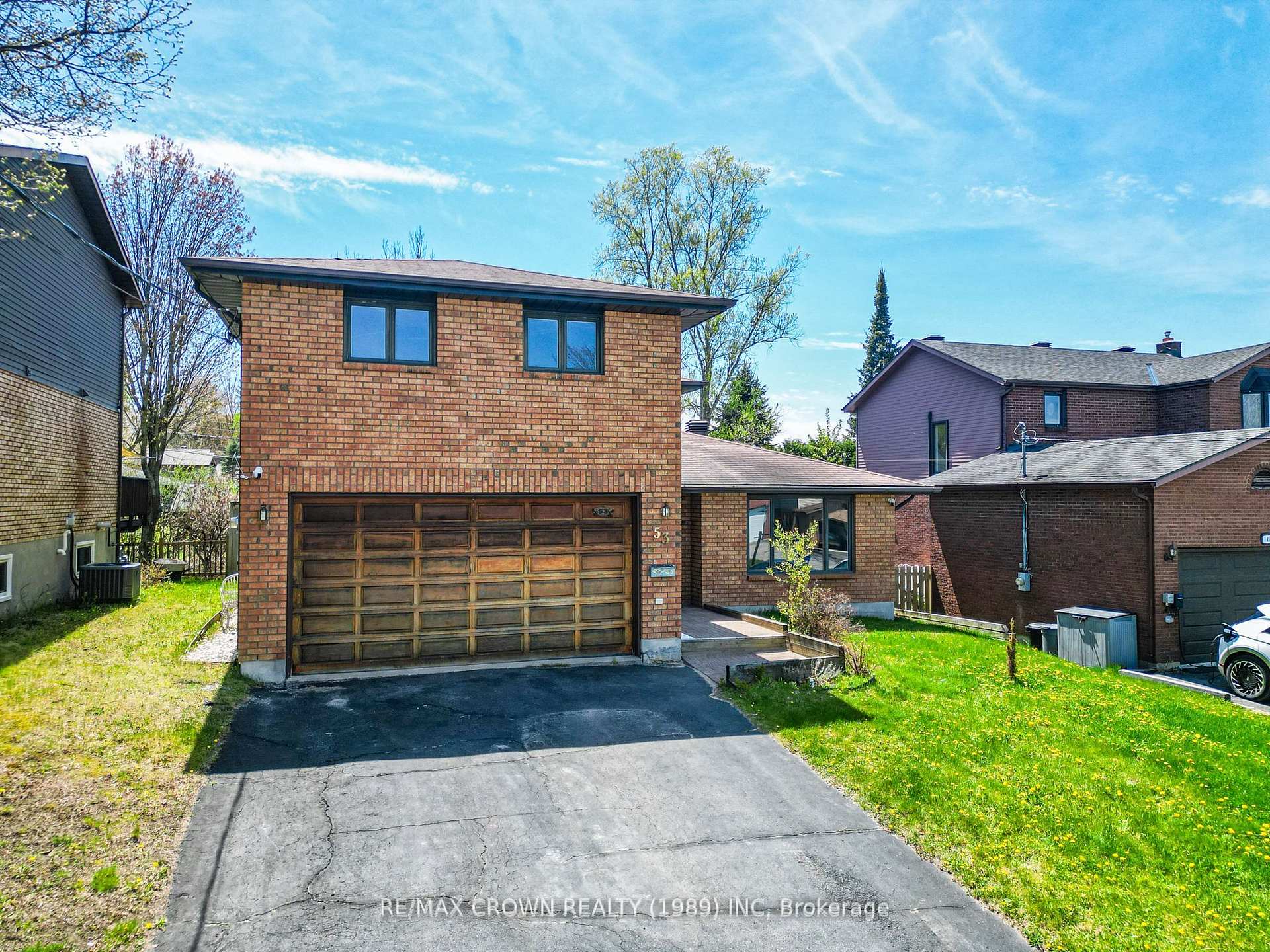 Photo 38 of 53 Sable Crescent, North Bay, Birchaven — HOMEH
