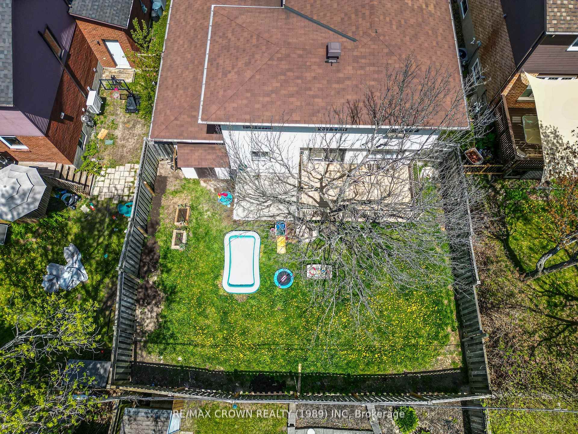 Photo 41 of 53 Sable Crescent, North Bay, Birchaven — HOMEH