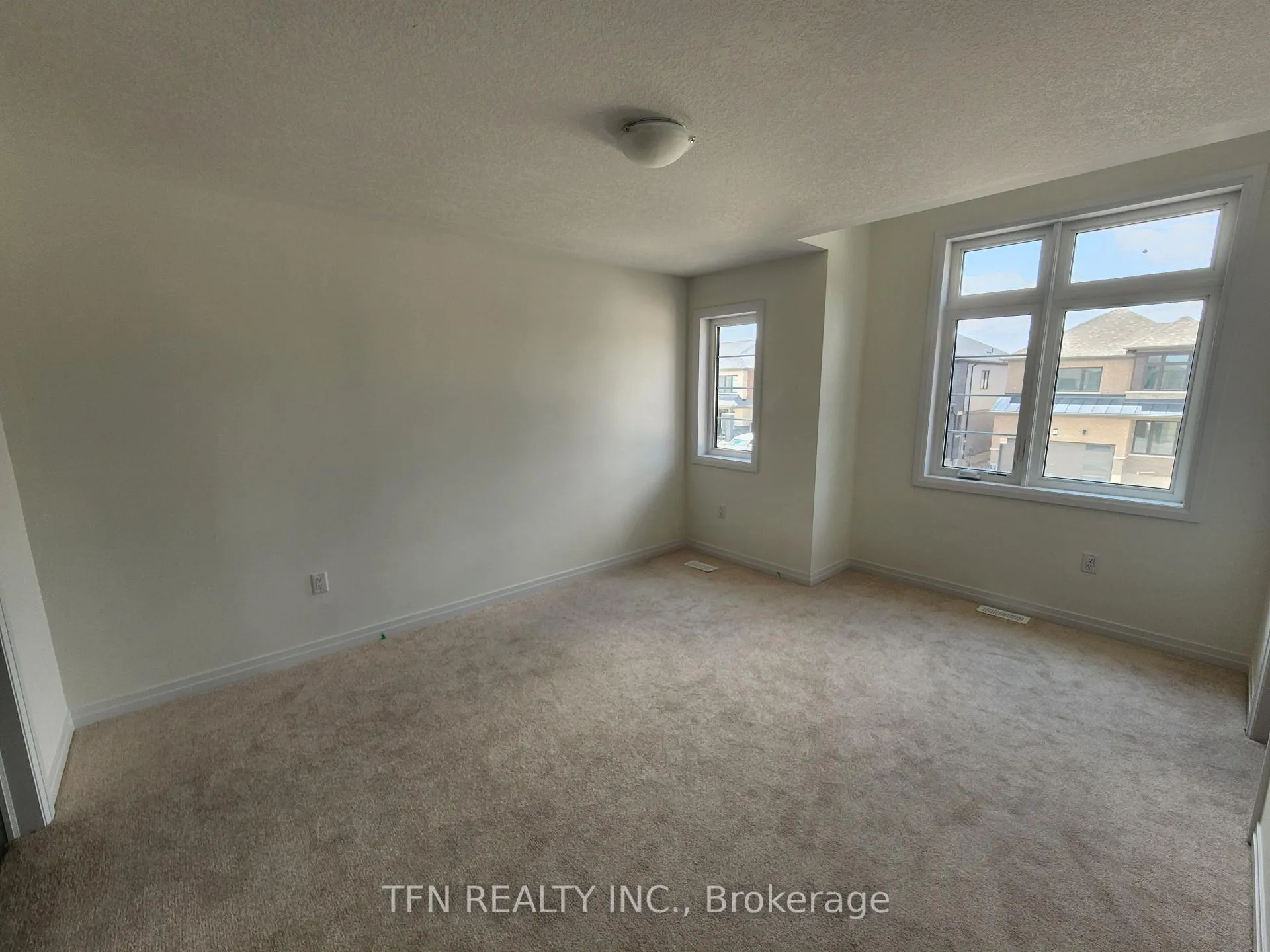 Photo 12 of 142 Holder Drive, Brantford, Empire — HOMEH