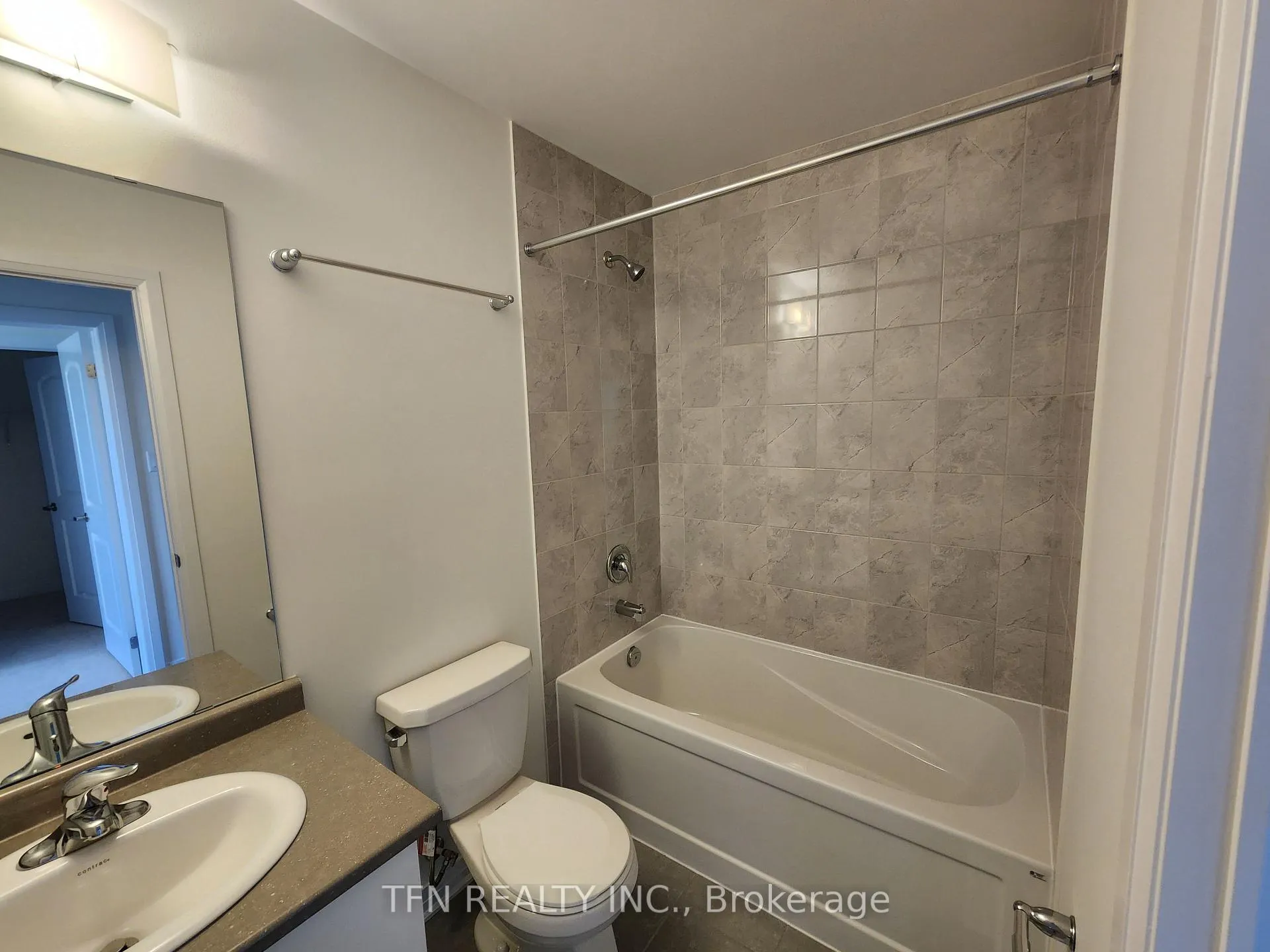 Photo 13 of 142 Holder Drive, Brantford, Empire — HOMEH