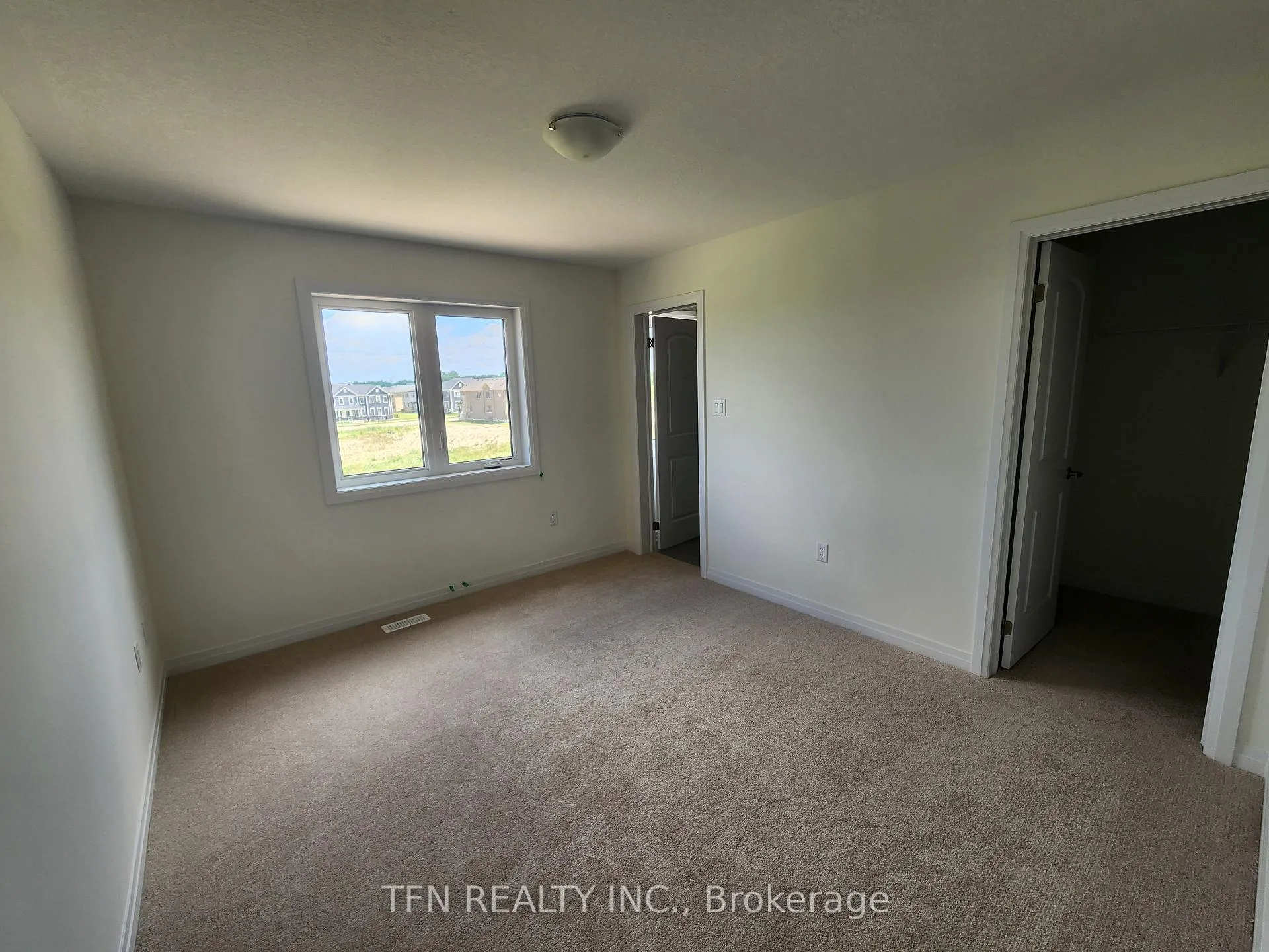 Photo 17 of 142 Holder Drive, Brantford, Empire — HOMEH