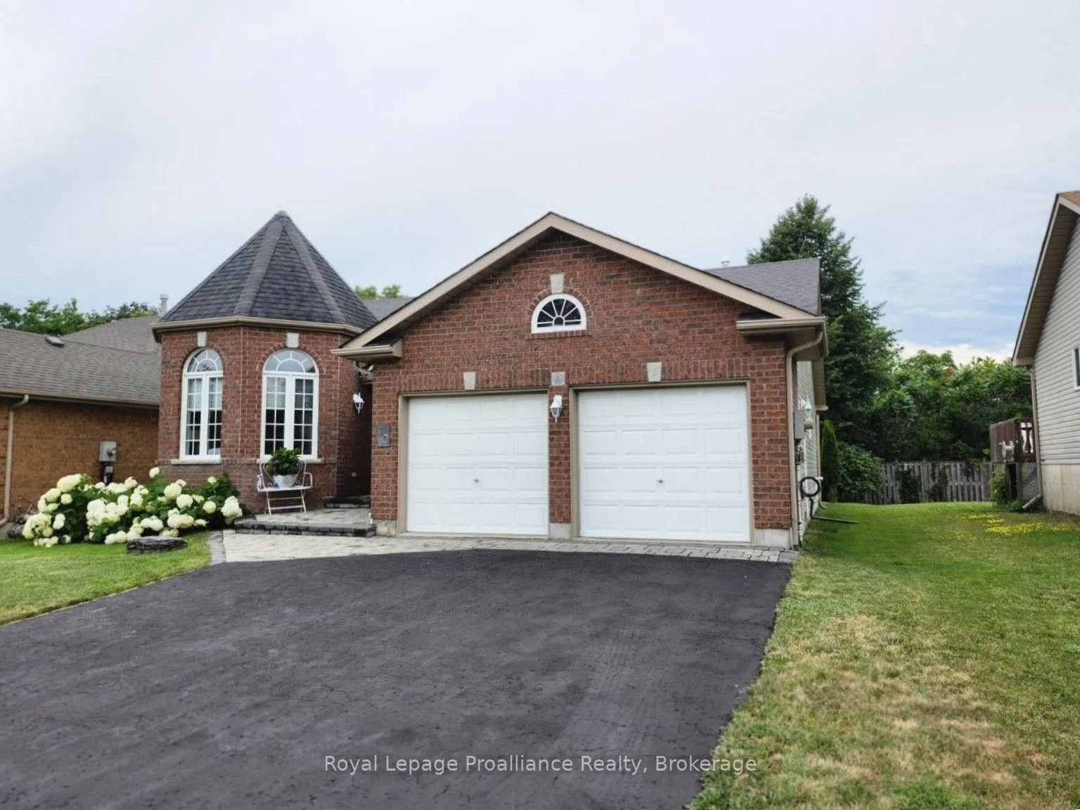 Photo 11 of 30 Heartwood Drive, Belleville, Belleville Ward — HOMEH