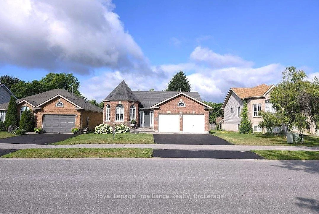 Photo 16 of 30 Heartwood Drive, Belleville, Belleville Ward — HOMEH