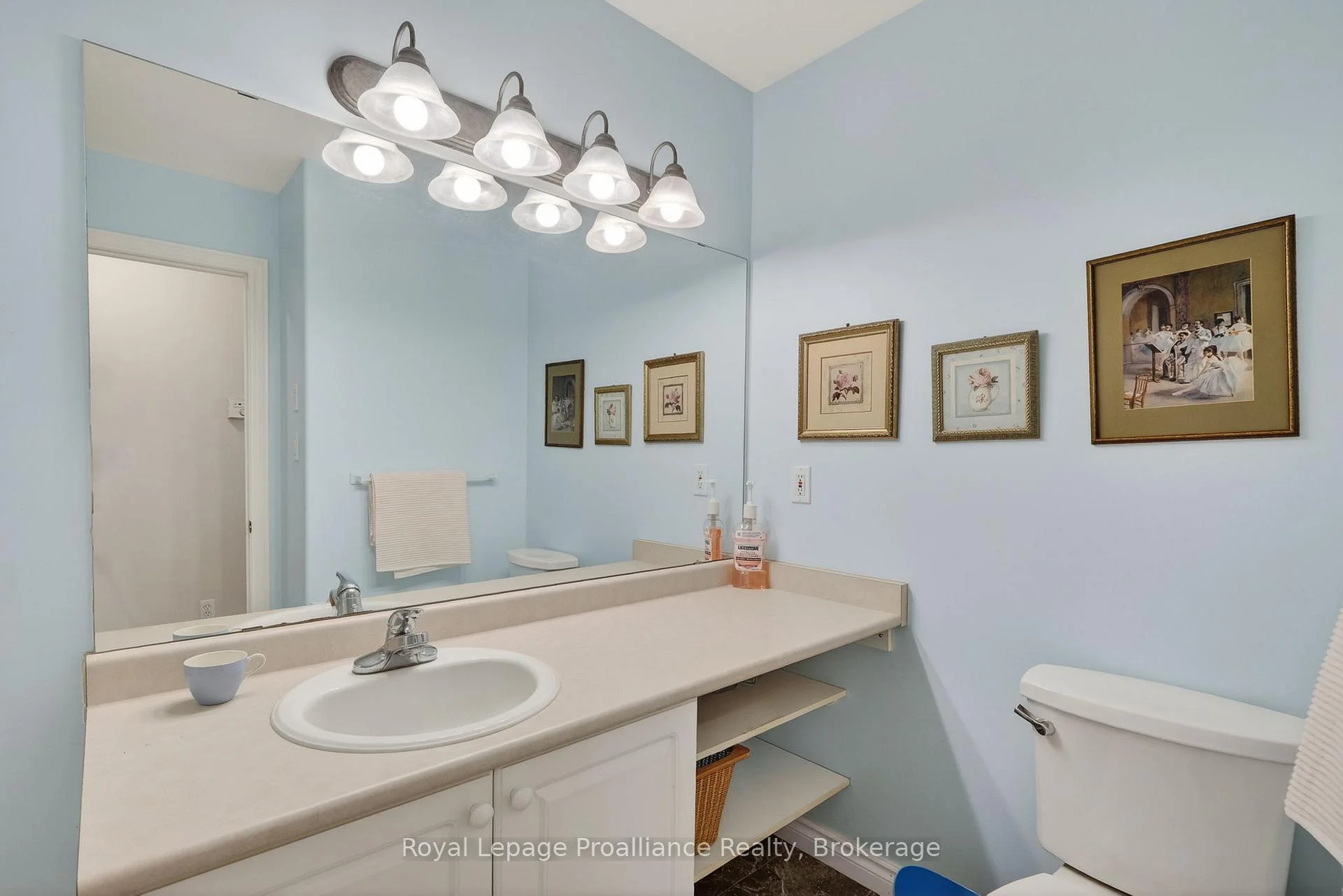 Photo 74 of 30 Heartwood Drive, Belleville, Belleville Ward — HOMEH
