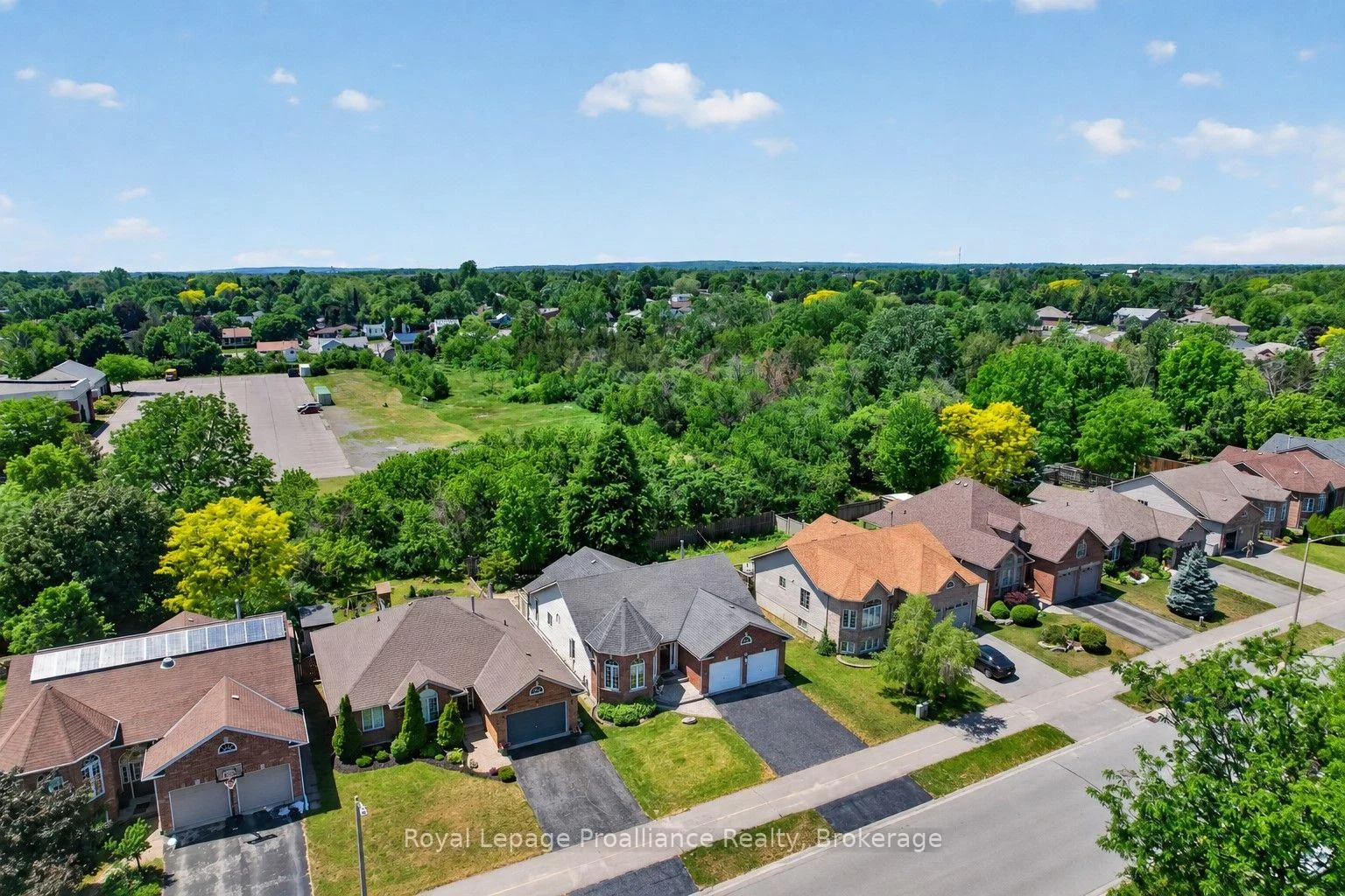 Photo 22 of 30 Heartwood Drive, Belleville, Belleville Ward — HOMEH