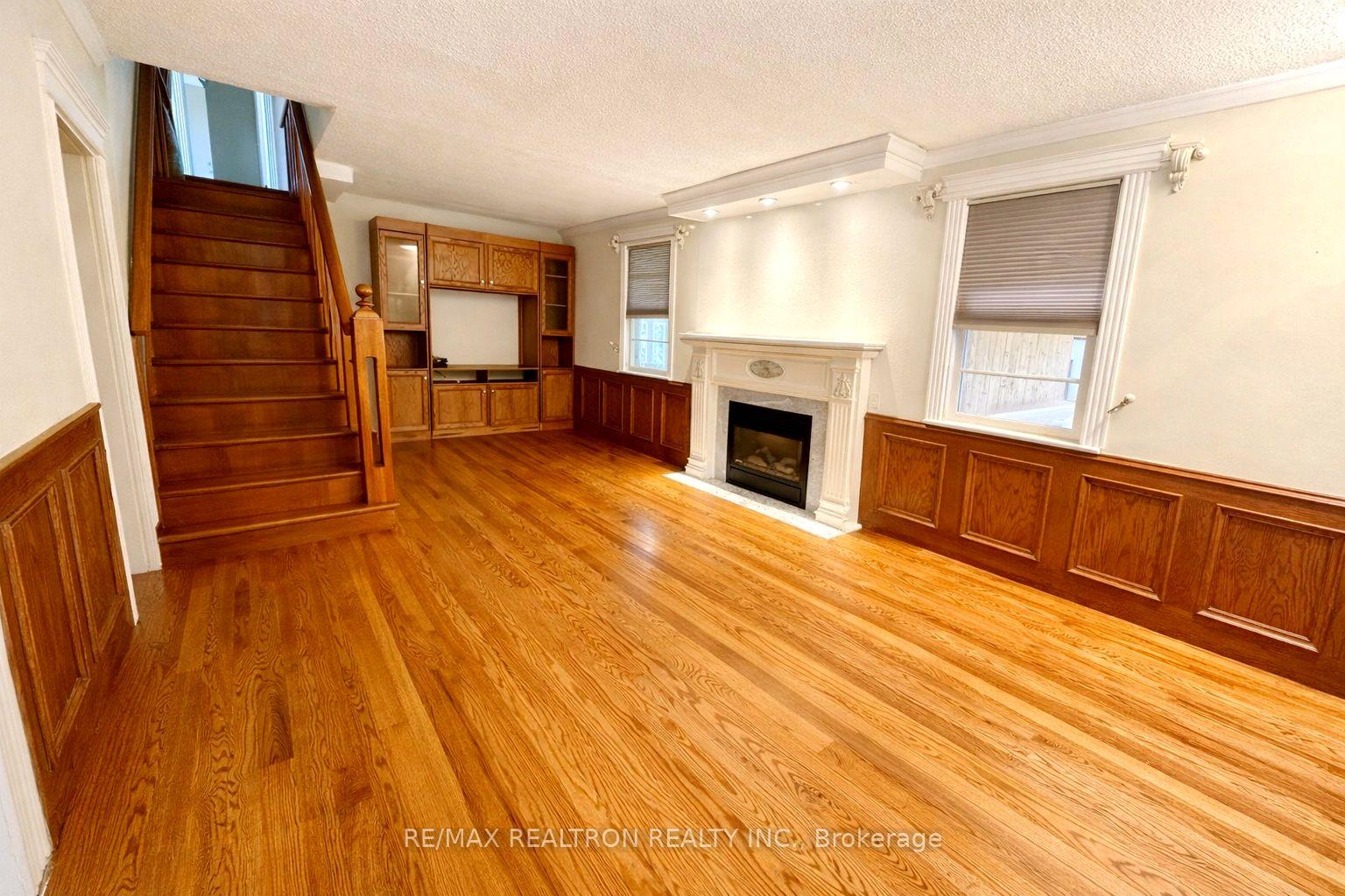 Photo 6 of 2430 King Road, King, King City — HOMEH