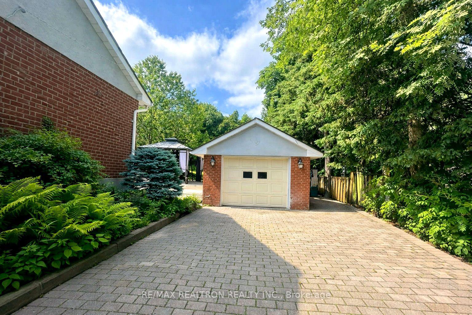 Photo 33 of 2430 King Road, King, King City — HOMEH