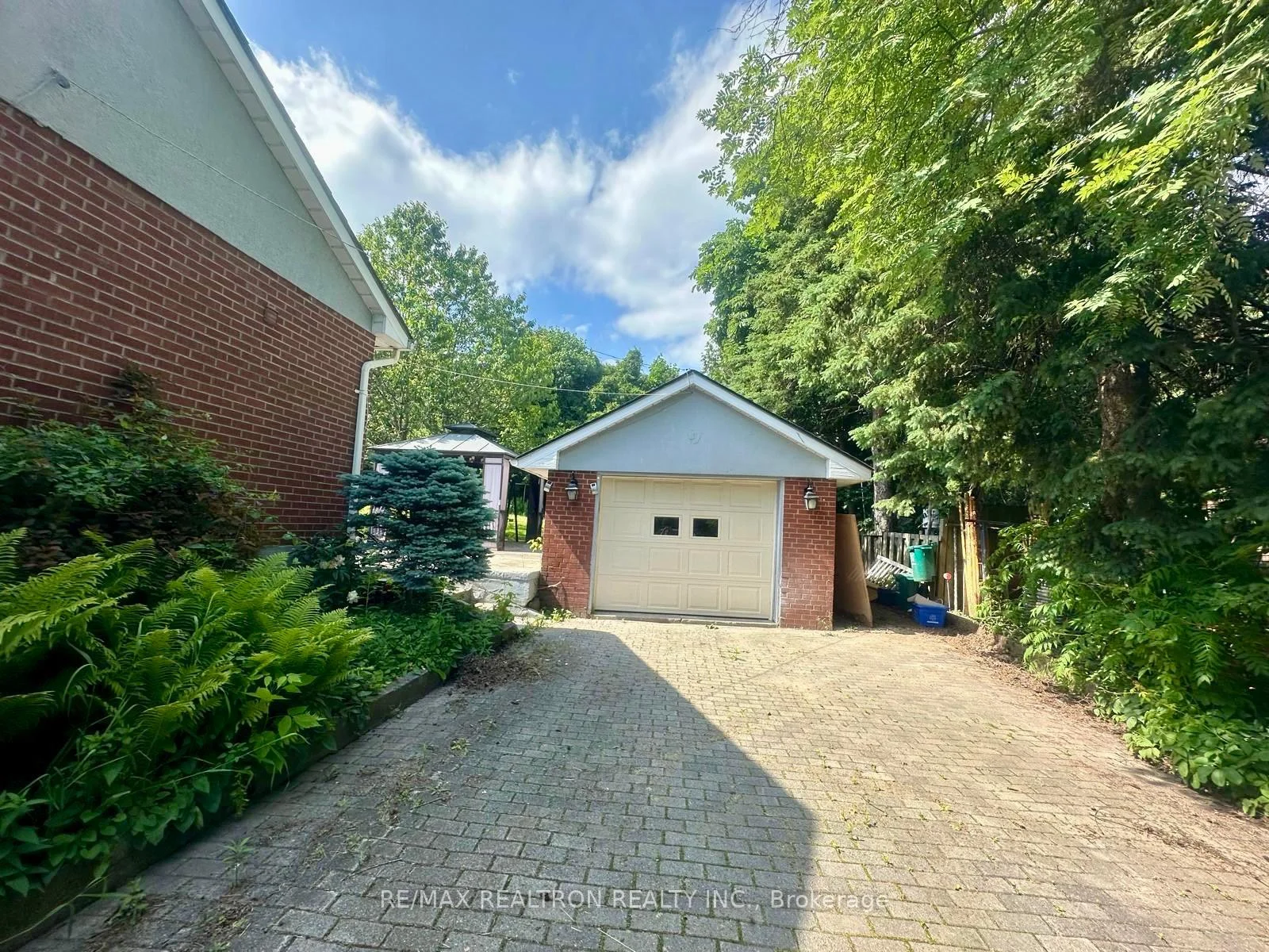 Photo 19 of 2430 King Road, King, King City — HOMEH