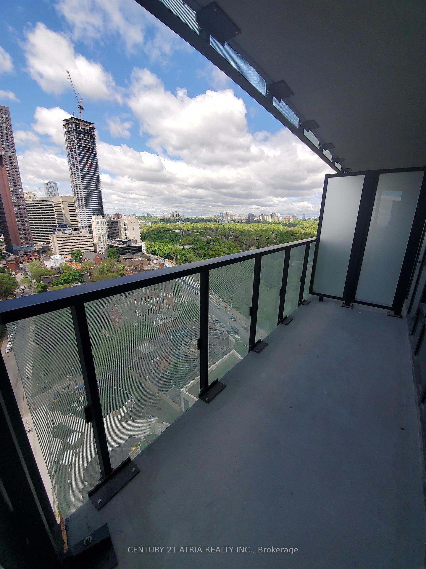 Photo 7 of Unit 1808, 575 Bloor Street E, Toronto, North St. James Town — HOMEH