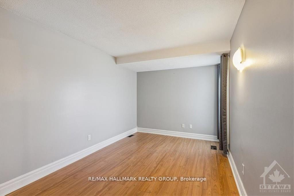 Photo 16 of 3 Carmichael Court, Ottawa, Kanata - Beaverbrook — HOMEH