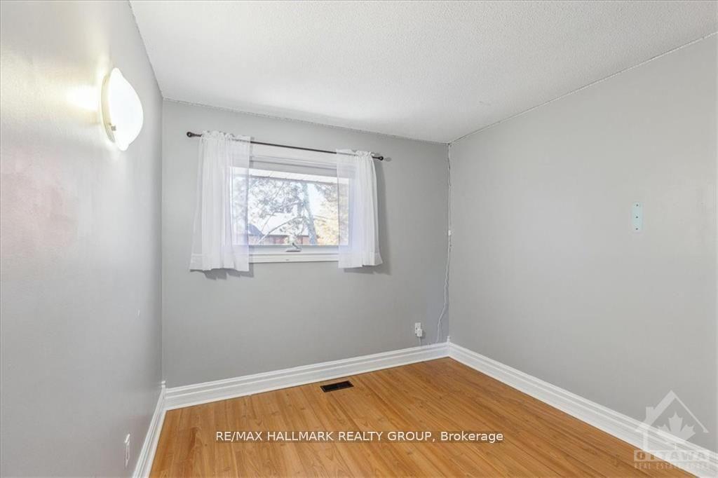 Photo 17 of 3 Carmichael Court, Ottawa, Kanata - Beaverbrook — HOMEH