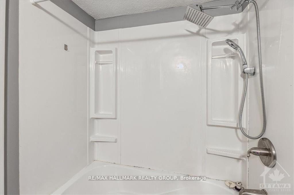 Photo 24 of 3 Carmichael Court, Ottawa, Kanata - Beaverbrook — HOMEH