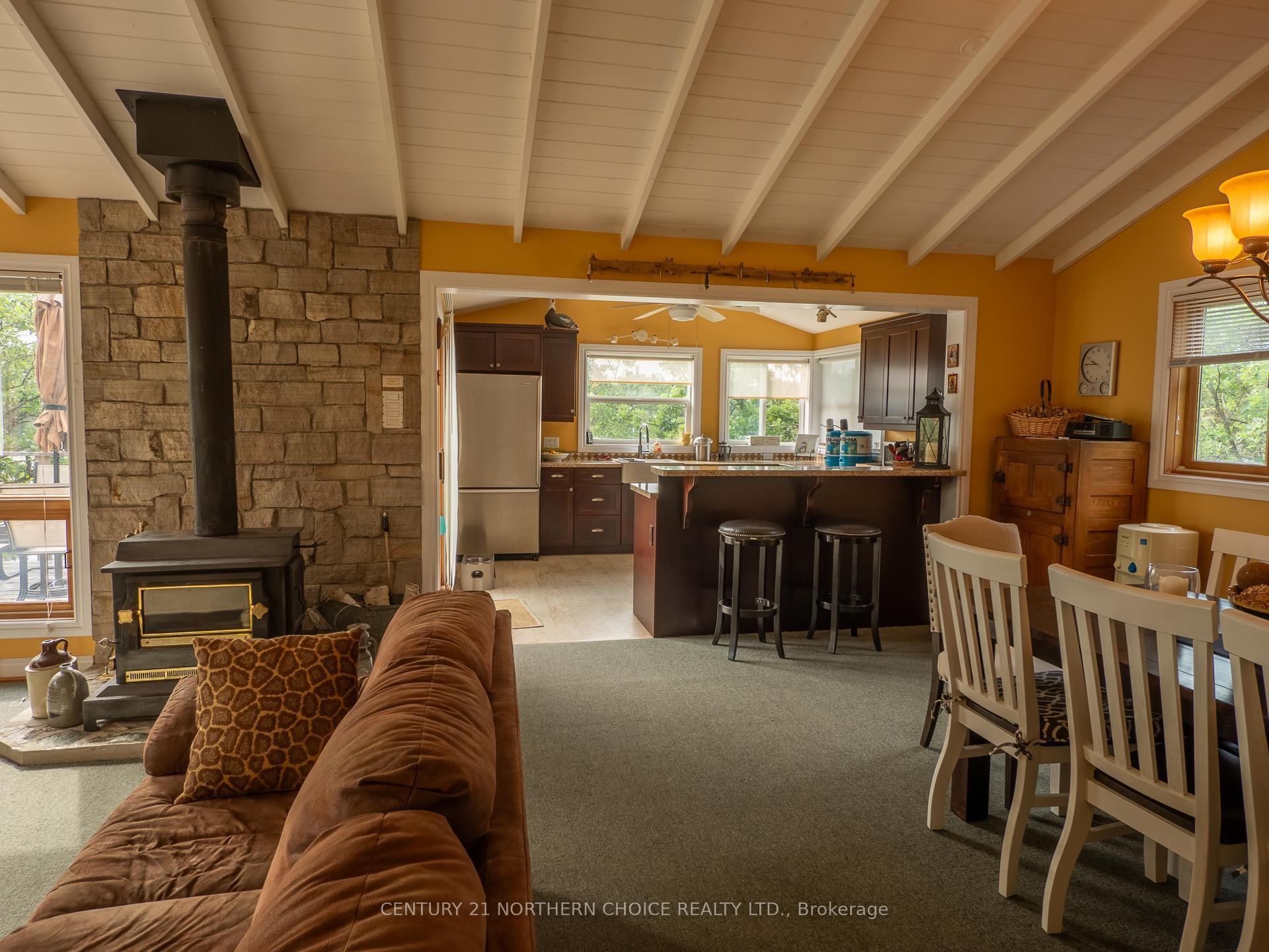Photo 15 of Unit Dock 61, D142 Holmstroms Marsh, Kenora Remote Area, Lake of the Woods North — HOMEH