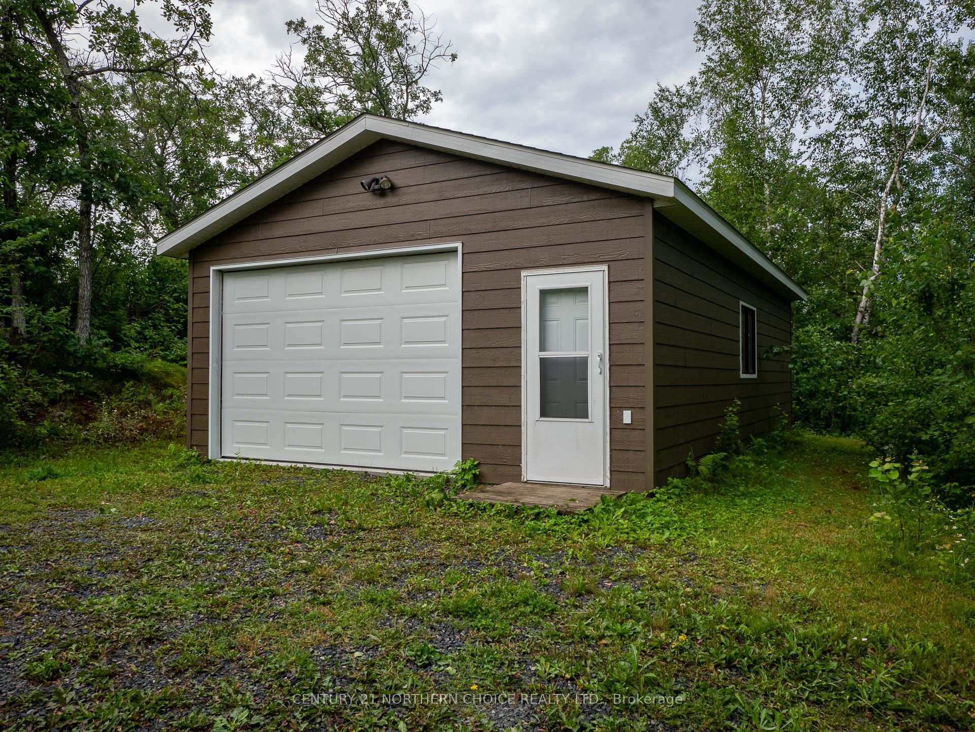 Photo 32 of Unit Dock 61, D142 Holmstroms Marsh, Kenora Remote Area, Lake of the Woods North — HOMEH