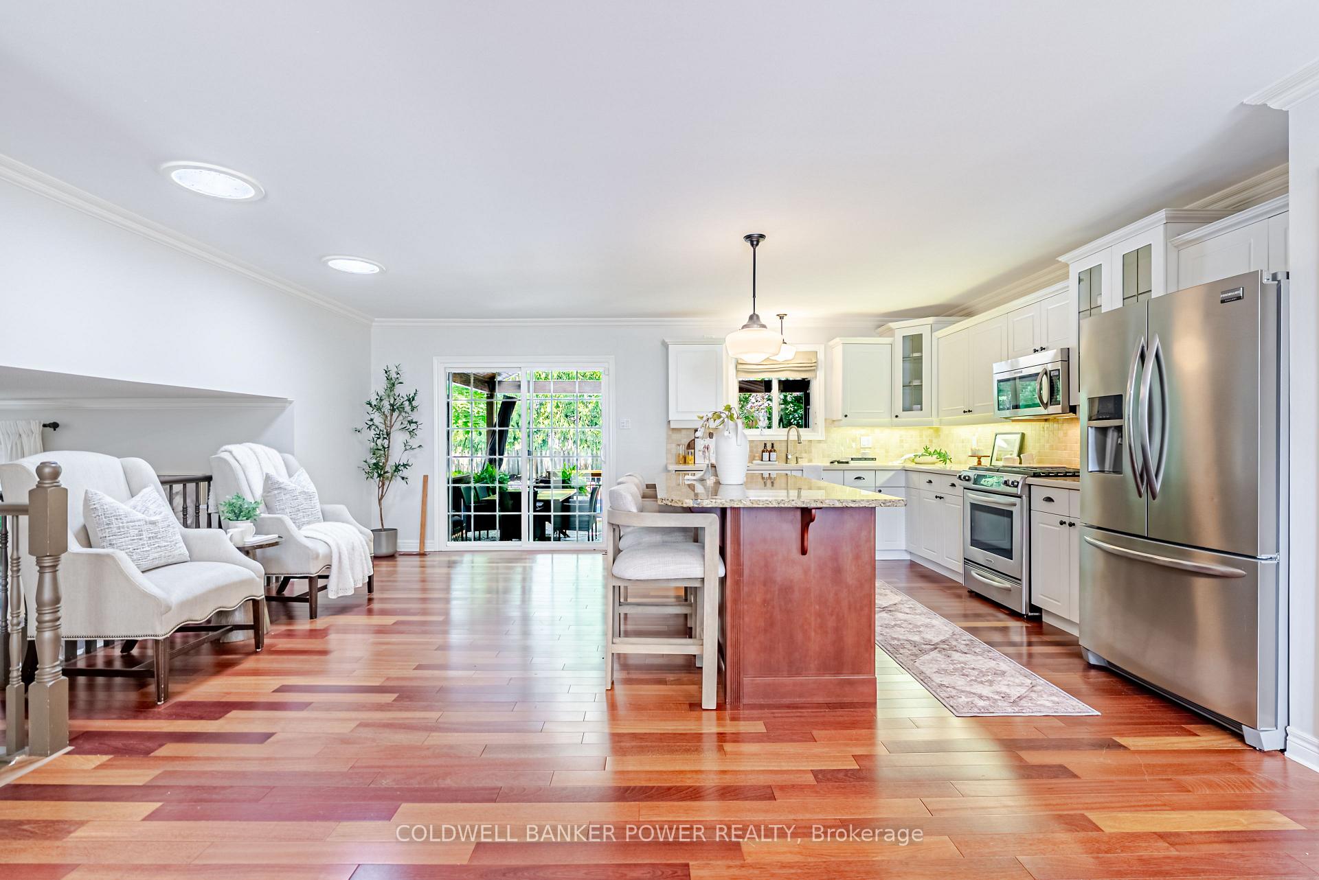 Photo 10 of 12 Daventry Way, Middlesex Centre, Kilworth — HOMEH