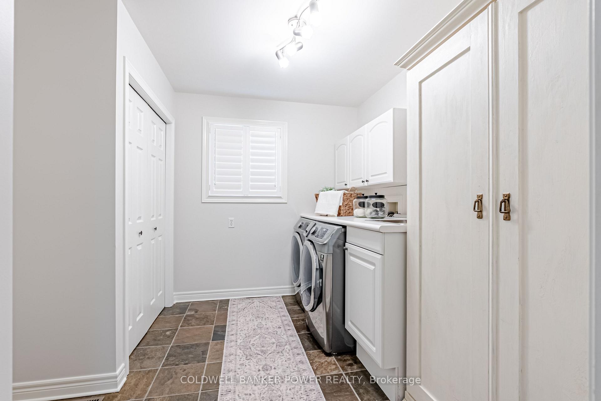 Photo 19 of 12 Daventry Way, Middlesex Centre, Kilworth — HOMEH