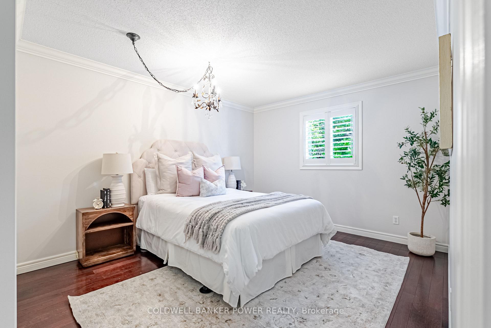 Photo 23 of 12 Daventry Way, Middlesex Centre, Kilworth — HOMEH
