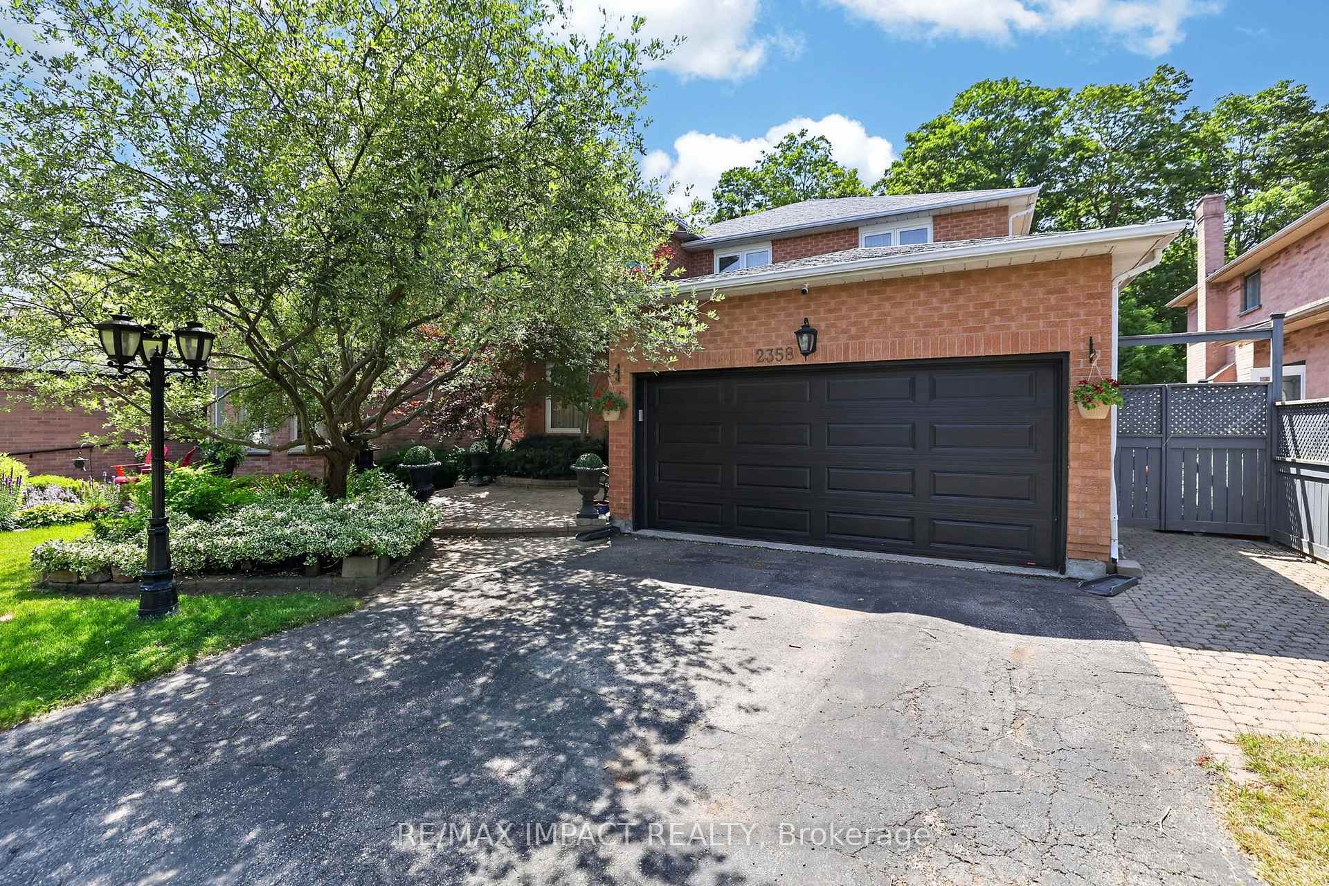 Photo 3 of 2358 Wildwood Crescent, Pickering, Brock Ridge — HOMEH