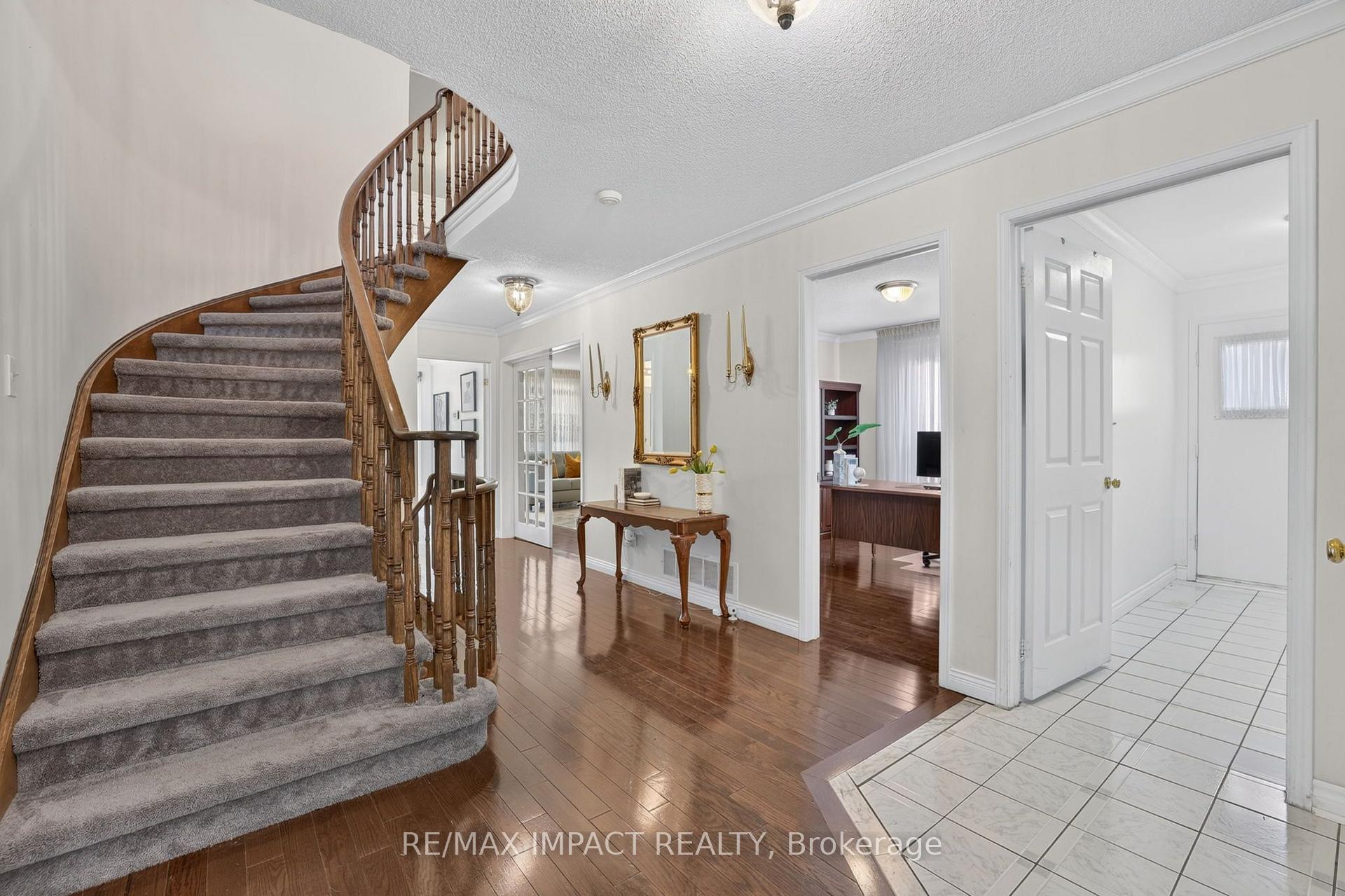 Photo 6 of 2358 Wildwood Crescent, Pickering, Brock Ridge — HOMEH