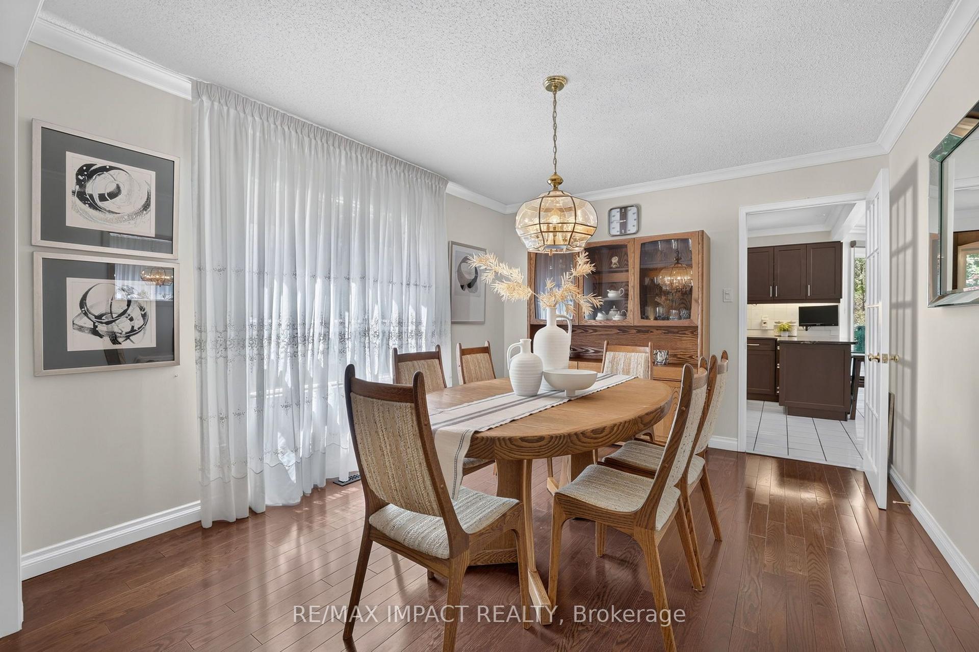 Photo 10 of 2358 Wildwood Crescent, Pickering, Brock Ridge — HOMEH