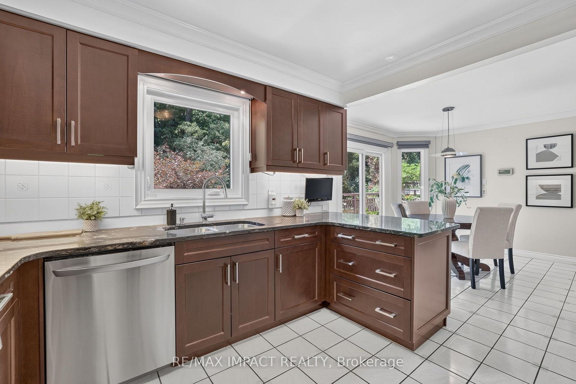 Photo 16 of 2358 Wildwood Crescent, Pickering, Brock Ridge — HOMEH